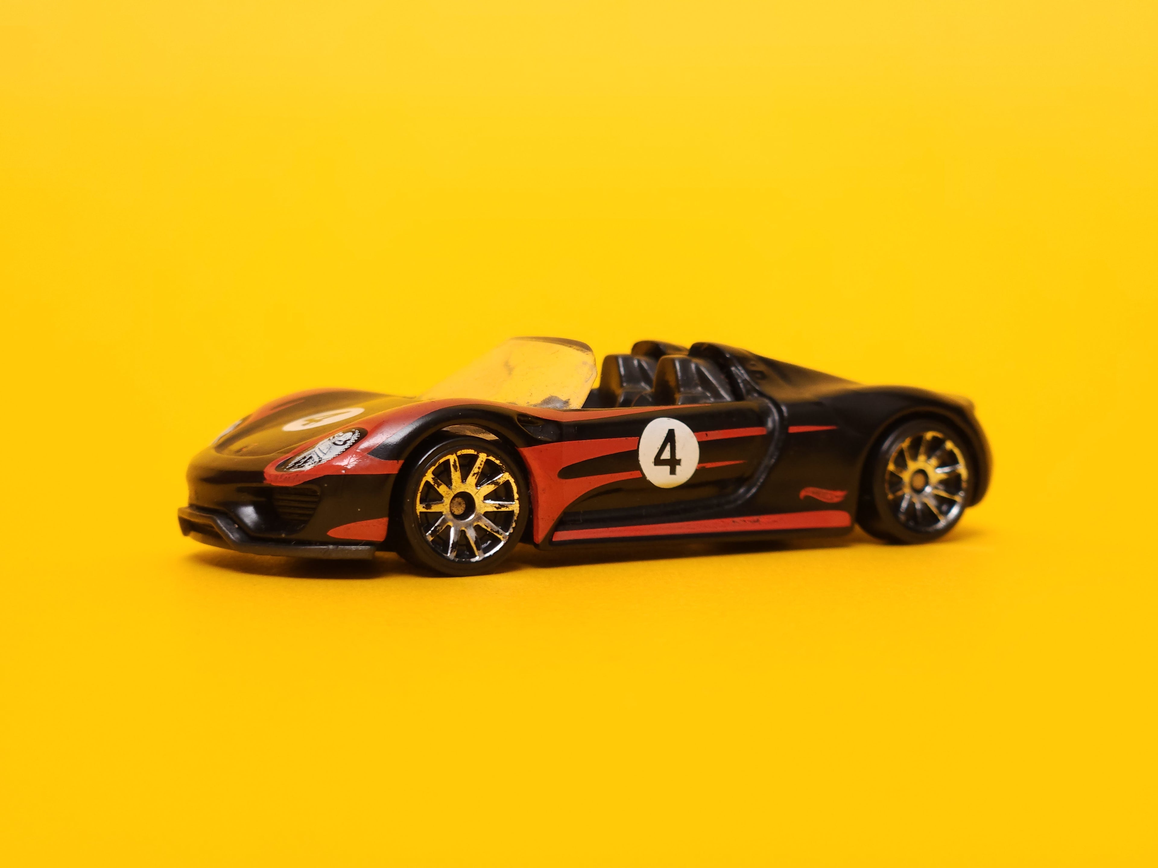 Porsche 918 Spyder: Black – 2019 Mattel Hot Wheels Basic
