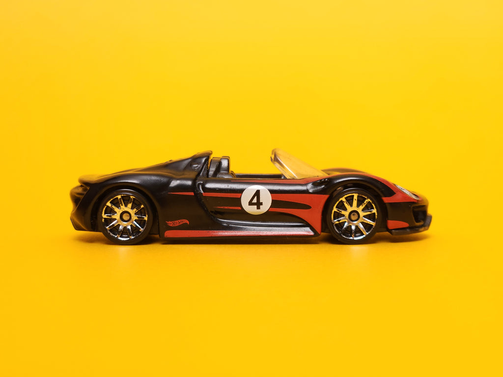 Porsche 918 Spyder: Black – 2019 Mattel Hot Wheels Basic
