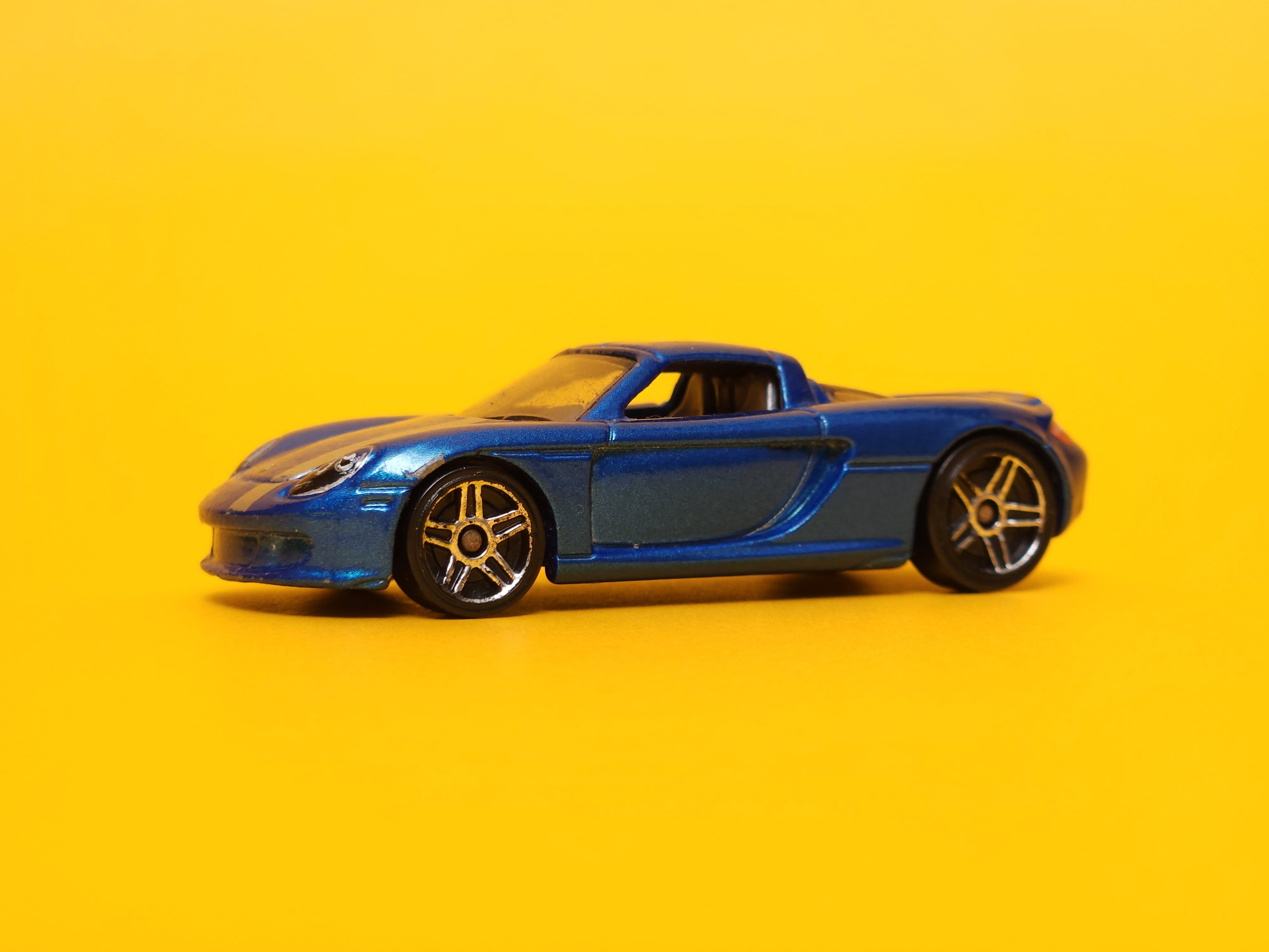 Porsche Carrera GT: Blue – 2017 Mattel Hot Wheels Basic