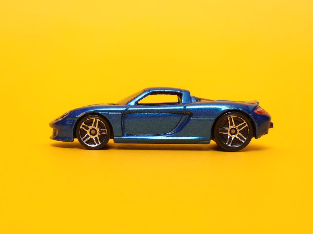 Porsche Carrera GT: Blue – 2017 Mattel Hot Wheels Basic