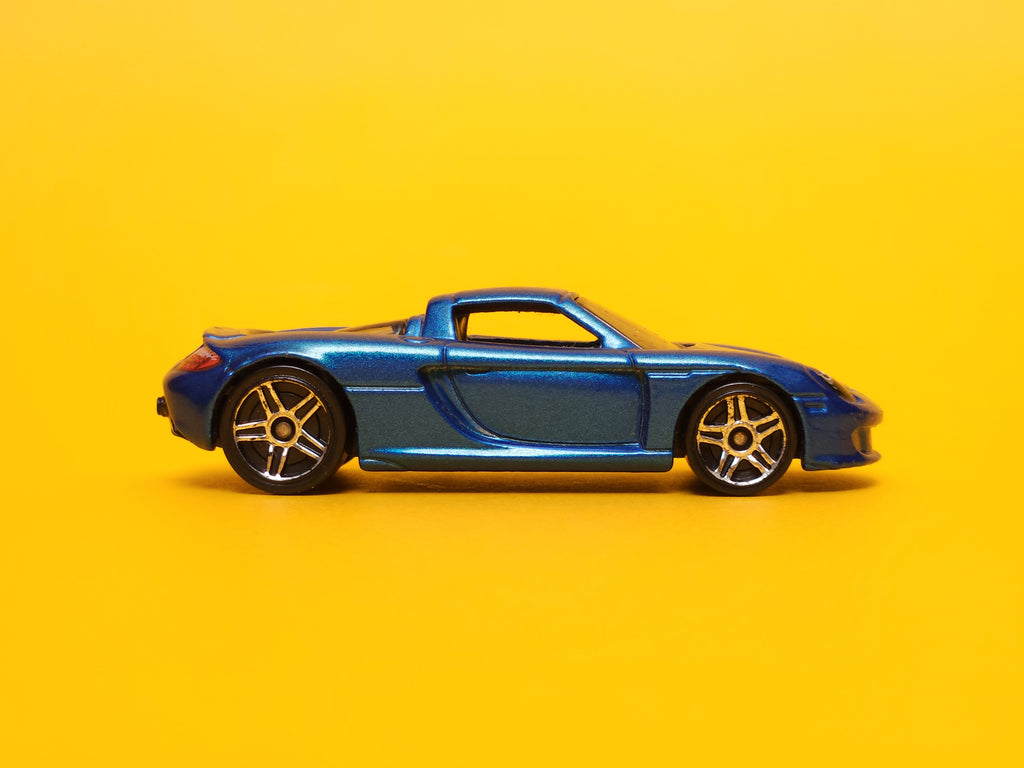 Porsche Carrera GT: Blue – 2017 Mattel Hot Wheels Basic