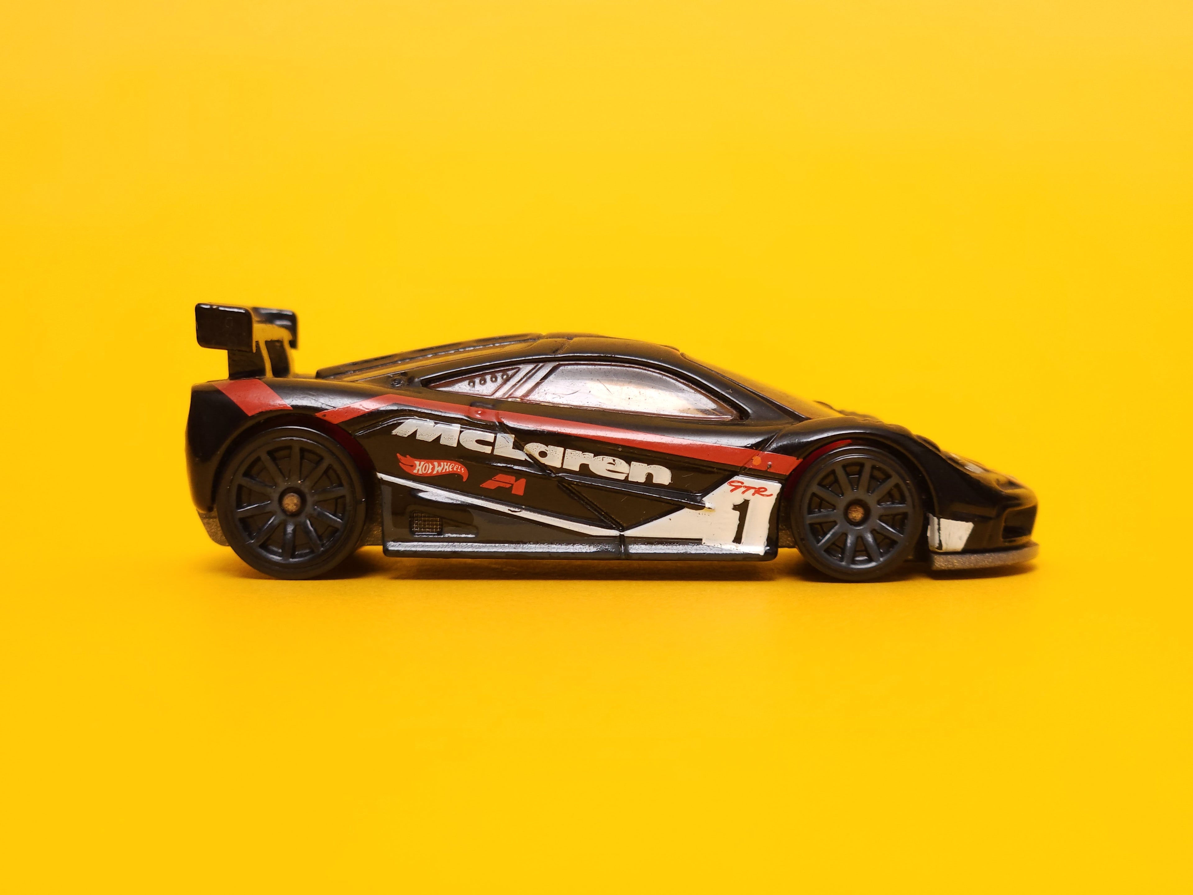 McLaren F1 GTR: Black – 2017 Mattel Hot Wheels Basic