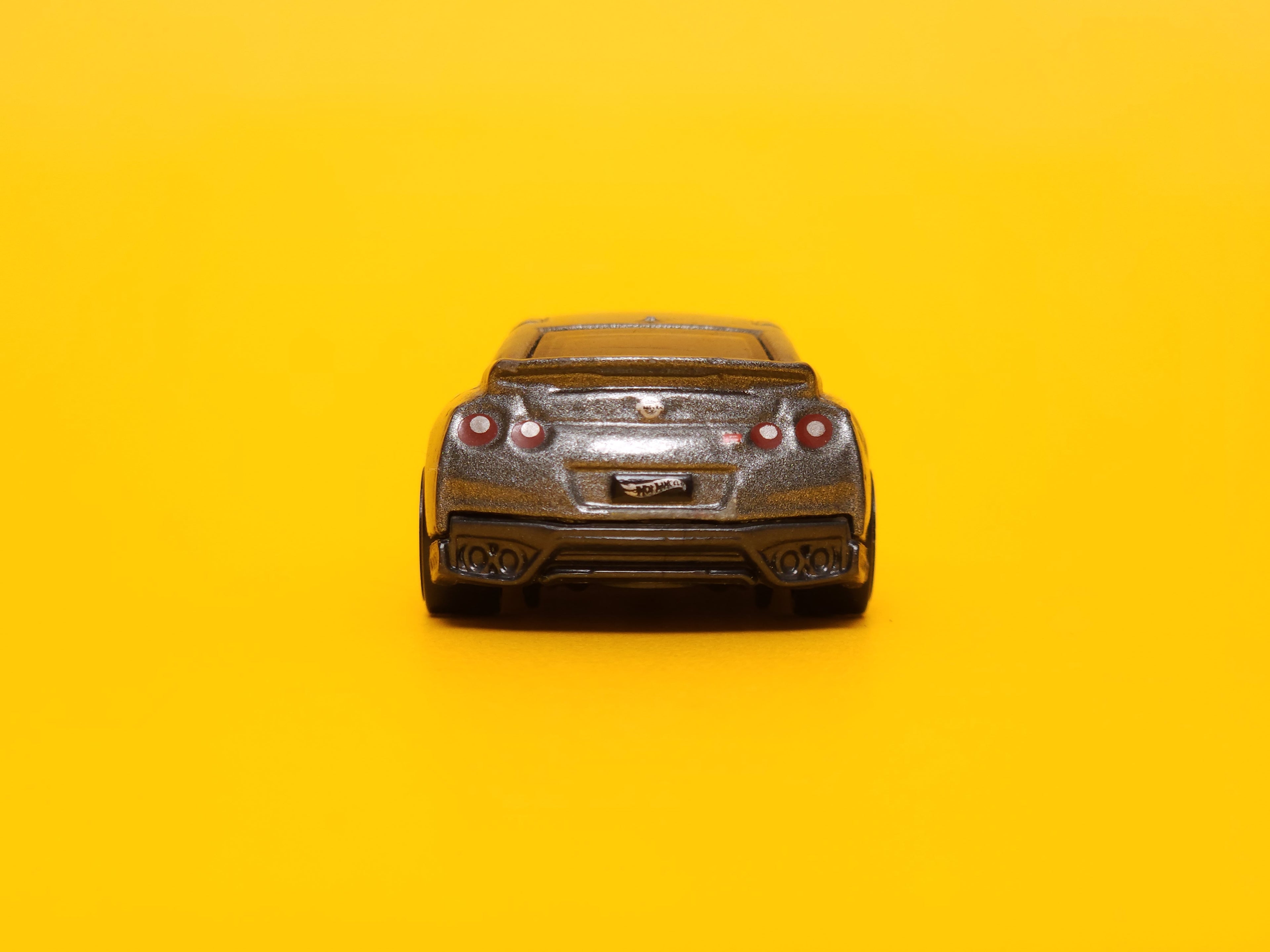 '17 Nissan GT-R (R35): Dark Gray – 2017 Mattel Hot Wheels Basic