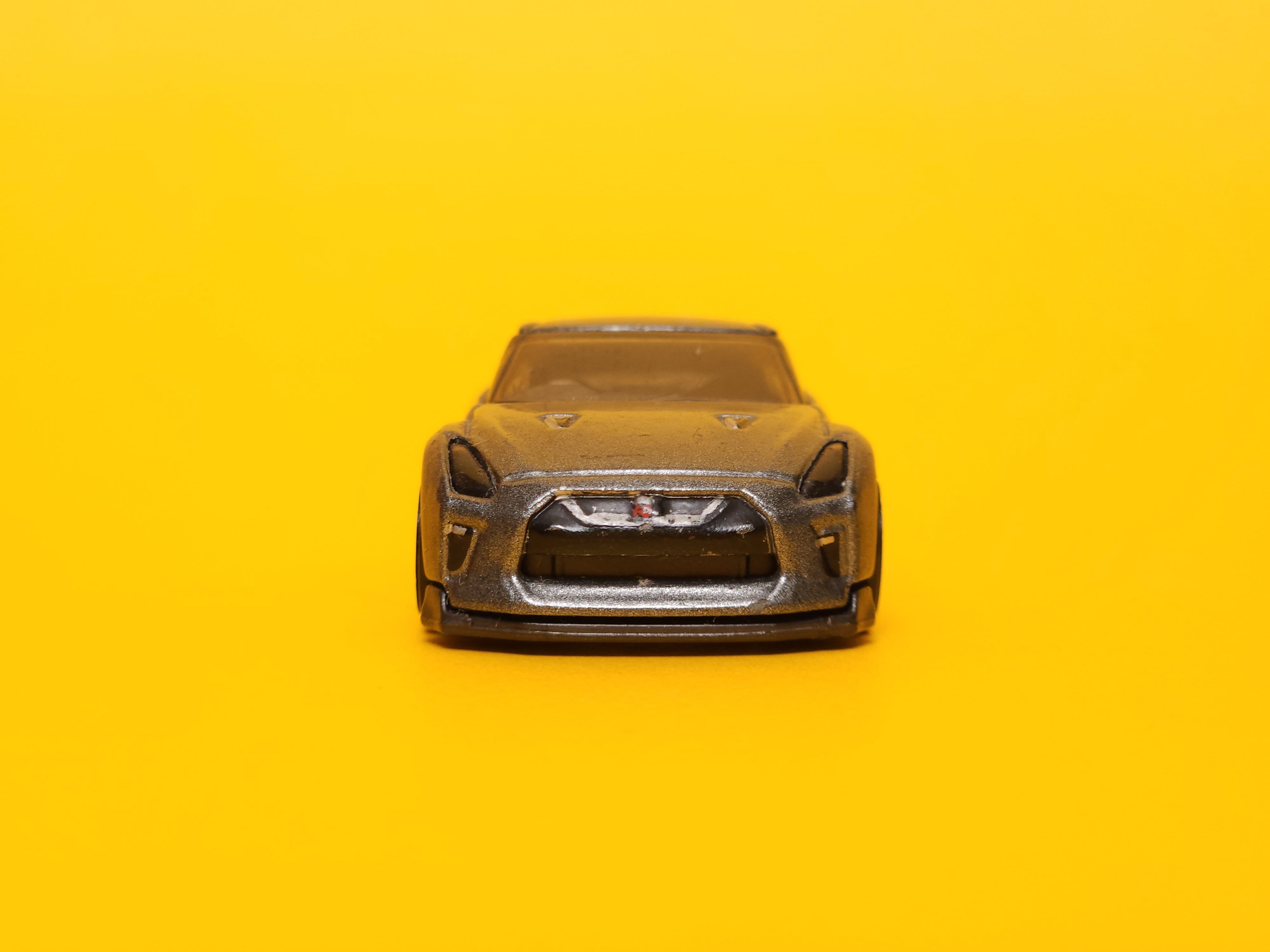 '17 Nissan GT-R (R35): Dark Gray – 2017 Mattel Hot Wheels Basic