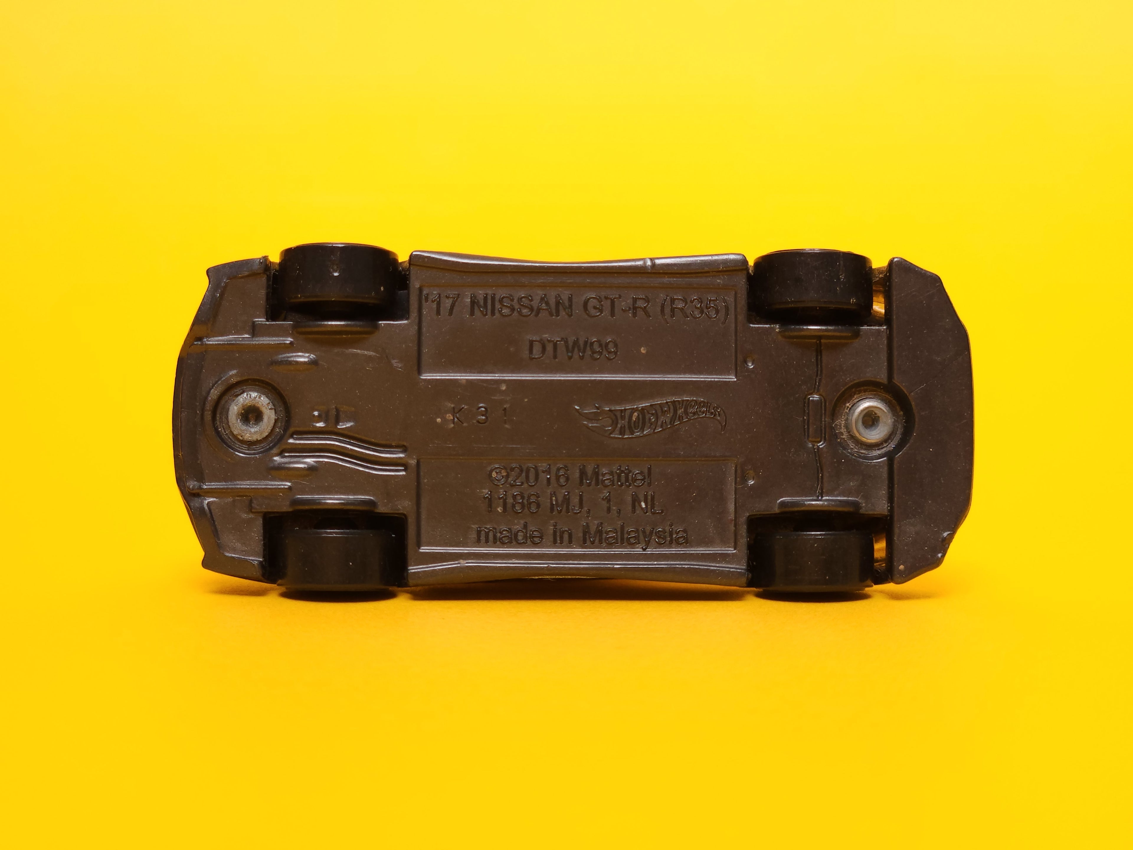 '17 Nissan GT-R (R35): Dark Gray – 2017 Mattel Hot Wheels Basic