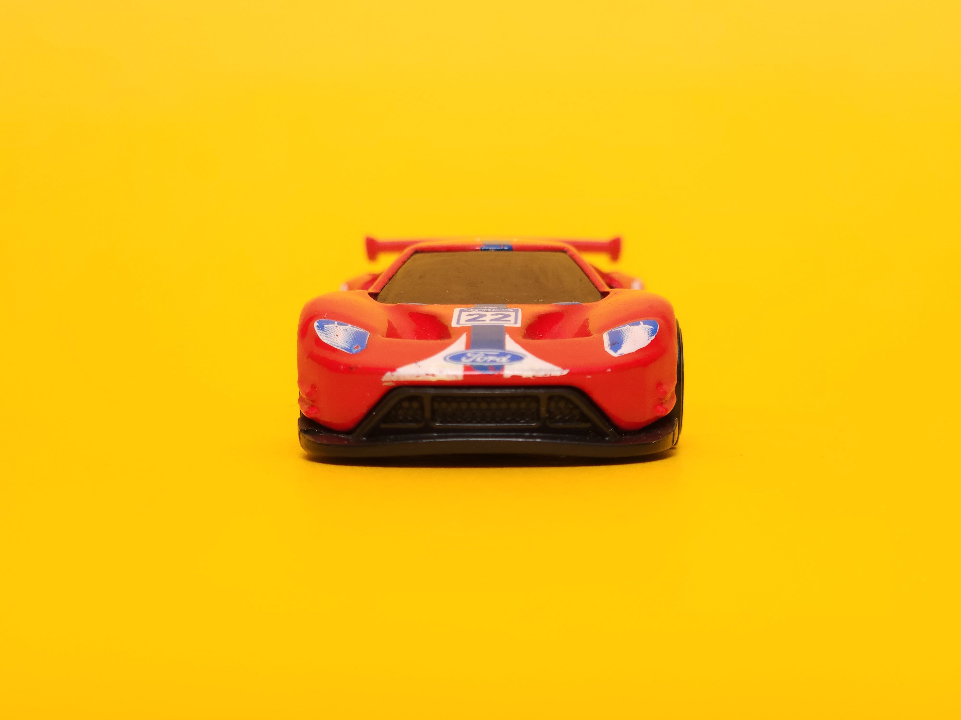 2016 Ford GT Race: Red – 2018 Mattel Hot Wheels Basic
