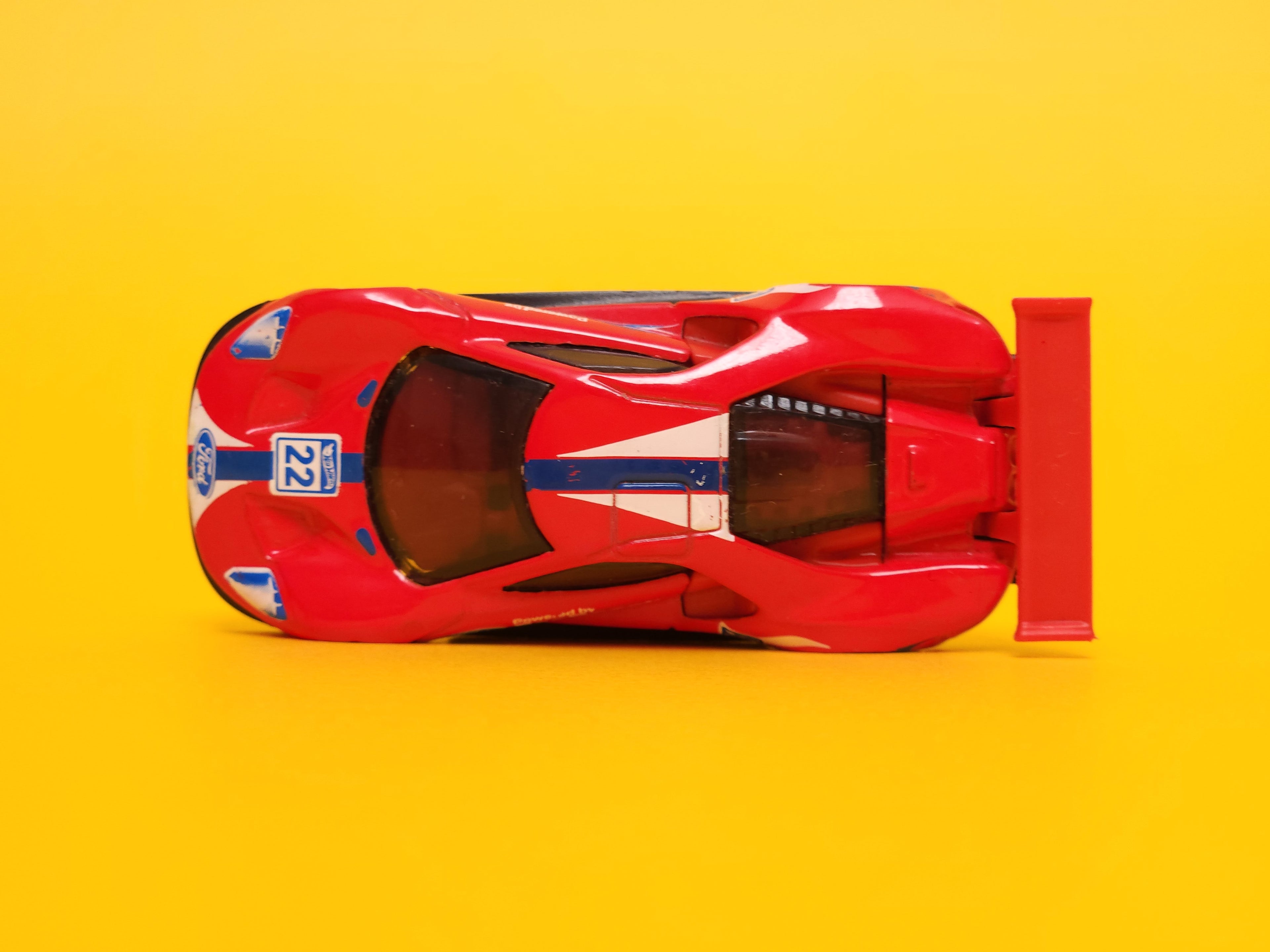 2016 Ford GT Race: Red – 2018 Mattel Hot Wheels Basic