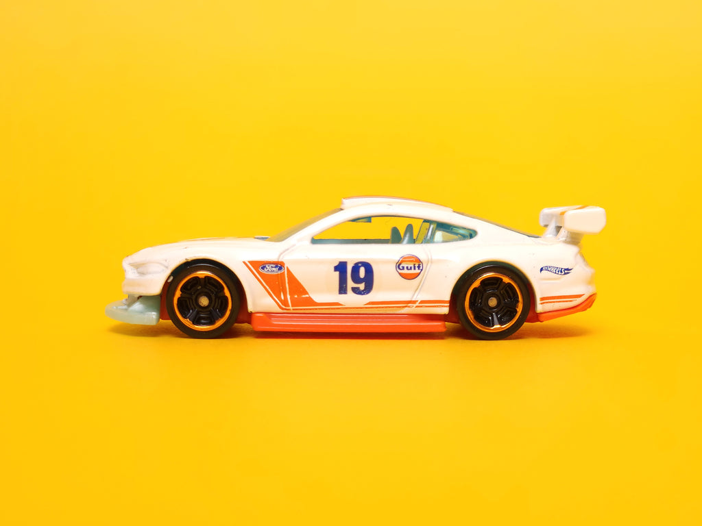 Custom '18 Ford Mustang GT: Gulf White – 2019 Mattel Hot Wheels Basic