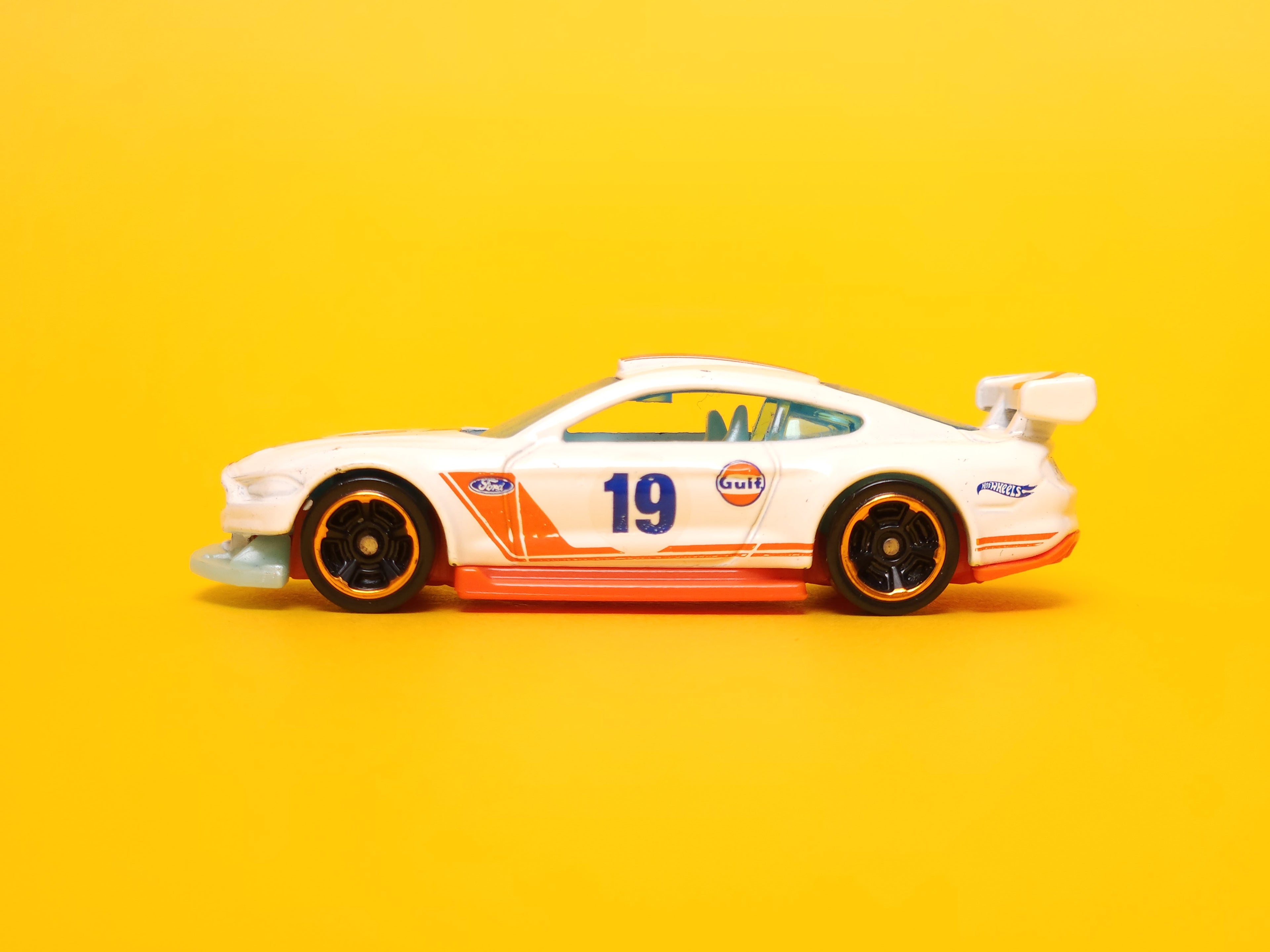 Custom '18 Ford Mustang GT: Gulf White – 2019 Mattel Hot Wheels Basic
