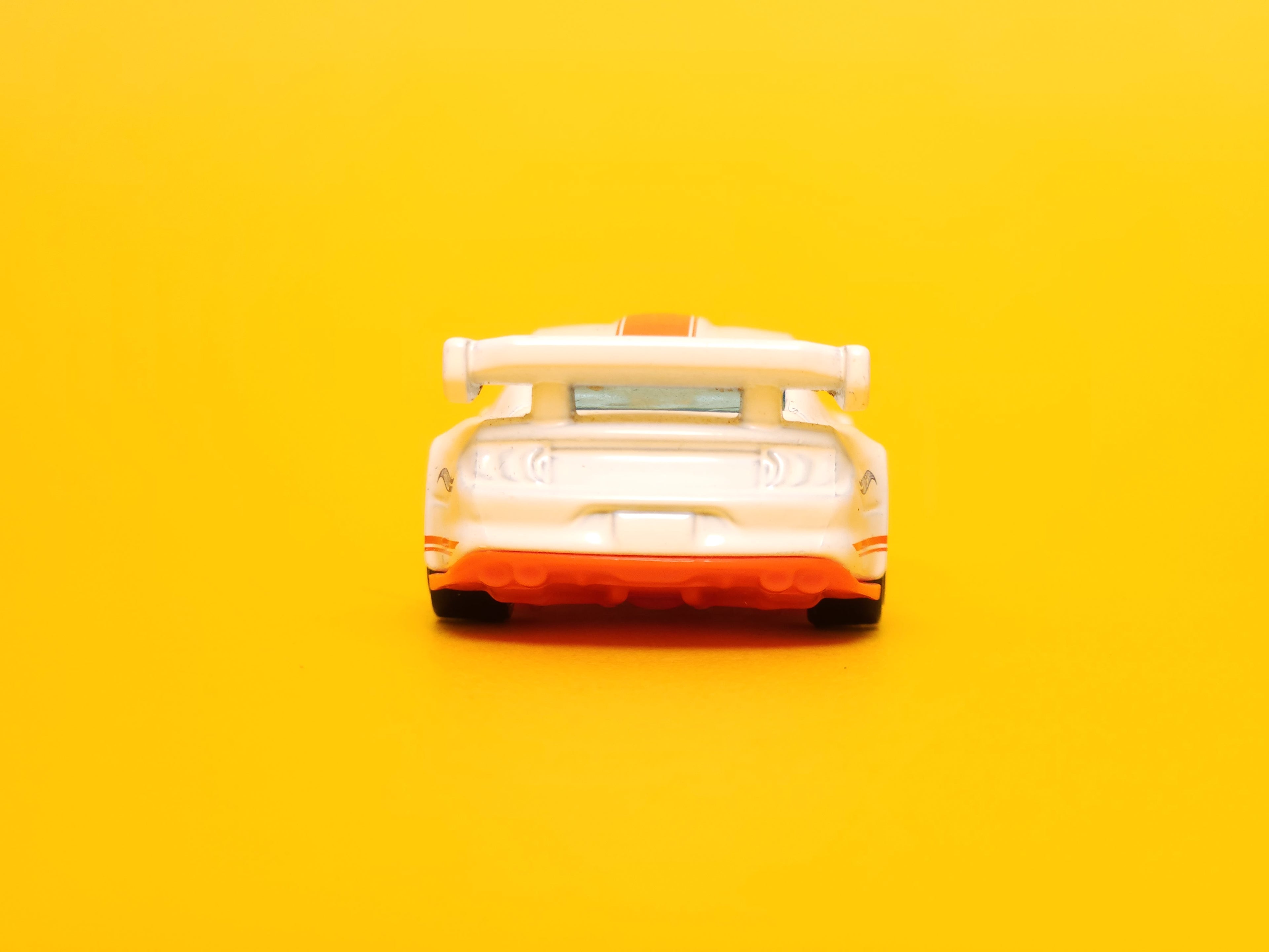 Custom '18 Ford Mustang GT: Gulf White – 2019 Mattel Hot Wheels Basic