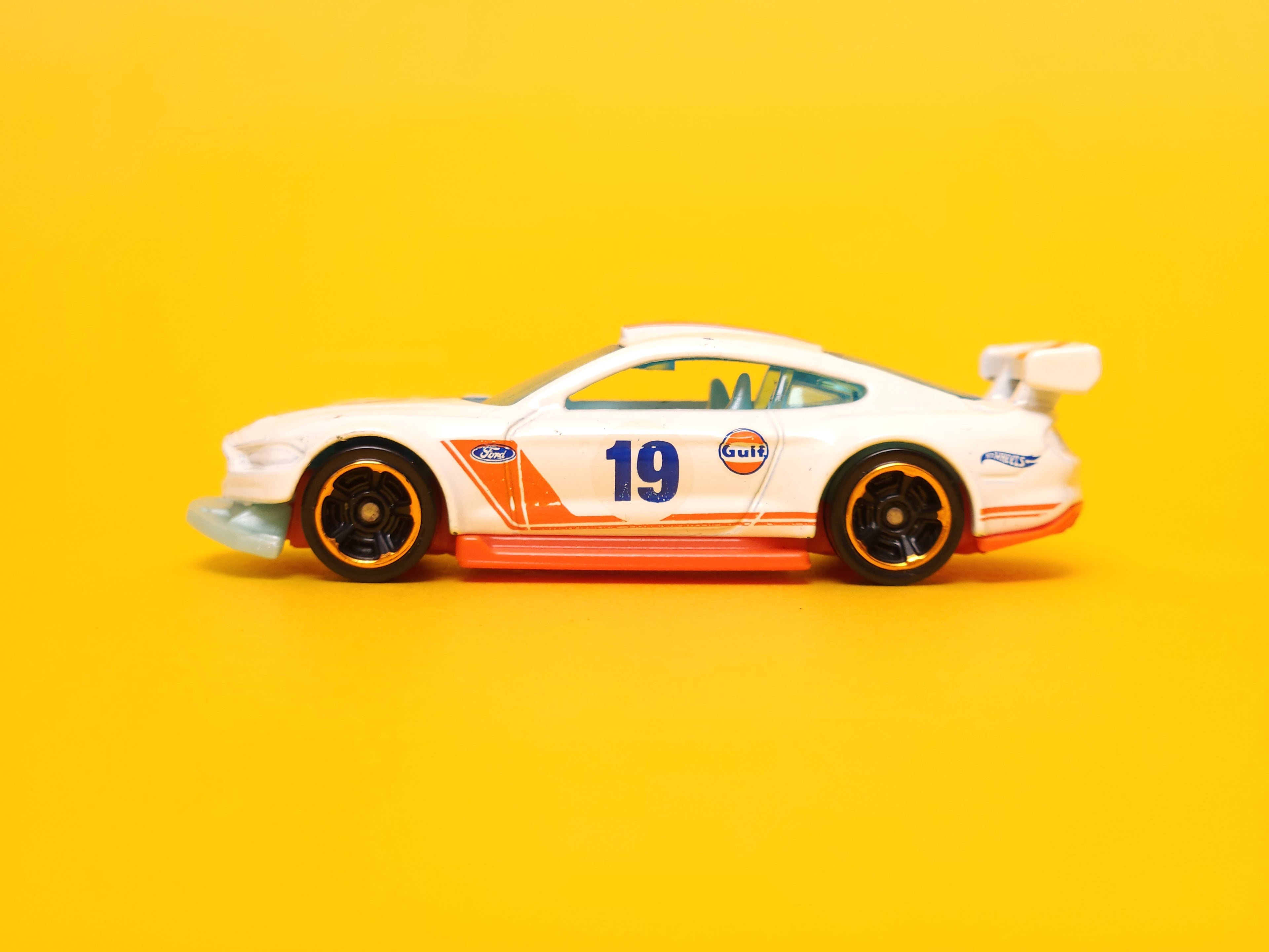 Custom '18 Ford Mustang GT: Gulf White – 2019 Mattel Hot Wheels Basic