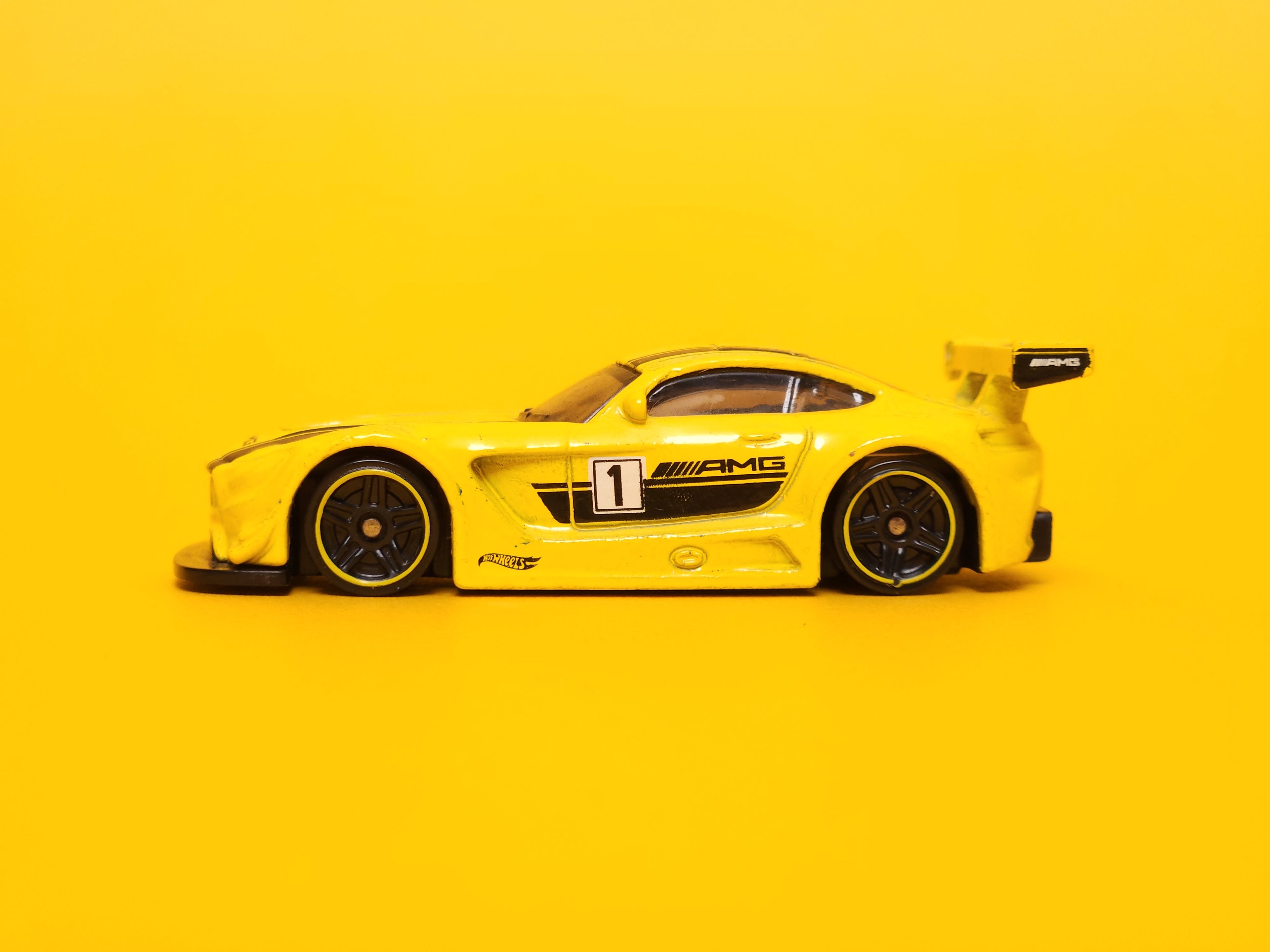 '16 Mercedes-AMG GT3: Yellow – 2019 Mattel Hot Wheels Basic