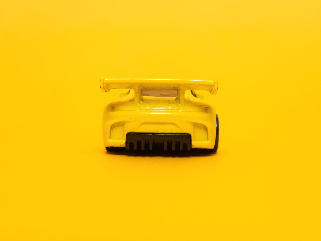 '16 Mercedes-AMG GT3: Yellow – 2019 Mattel Hot Wheels Basic