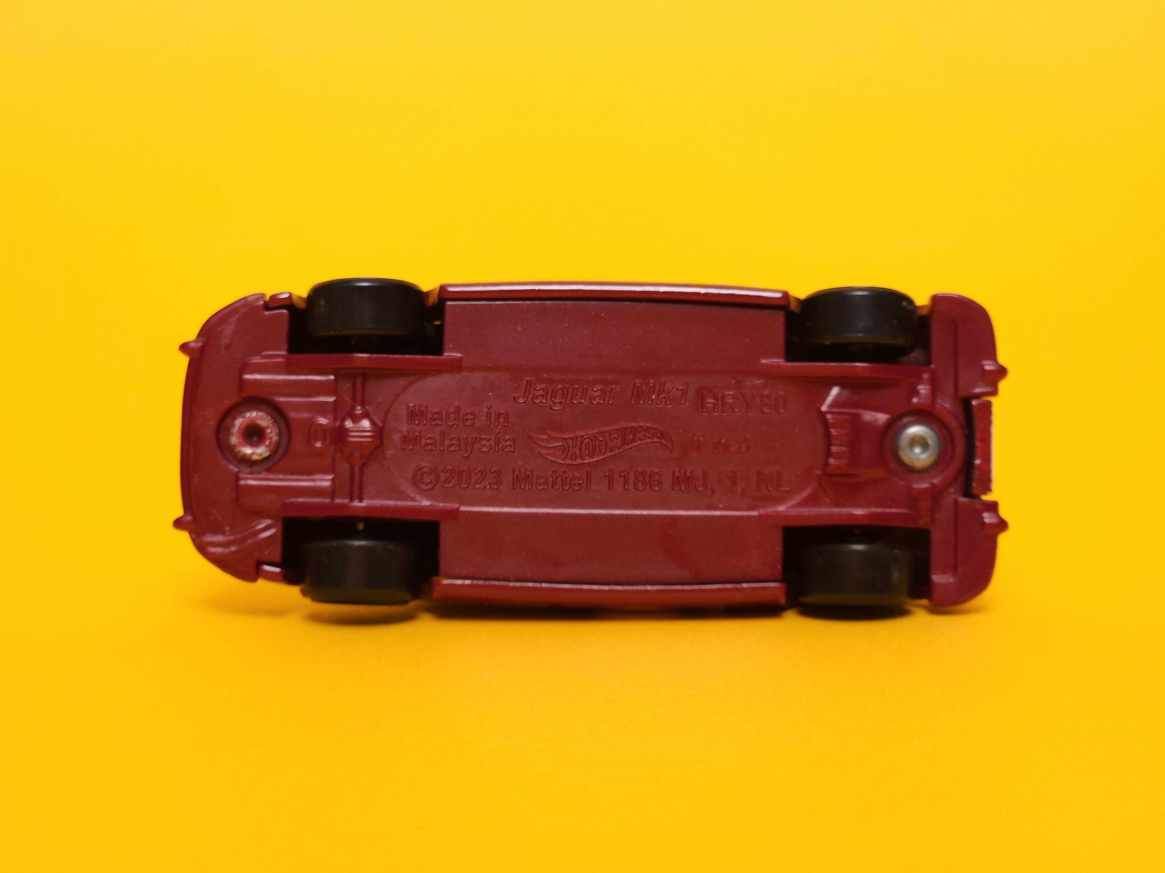 Jaguar Mk1: Maroon – 2025 Mattel Hot Wheels Basic