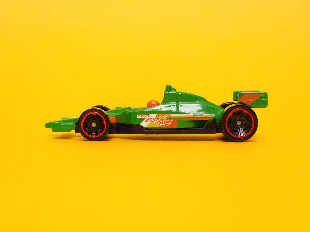 Indy 500 Oval: Green – 2019 Mattel Hot Wheels Basic