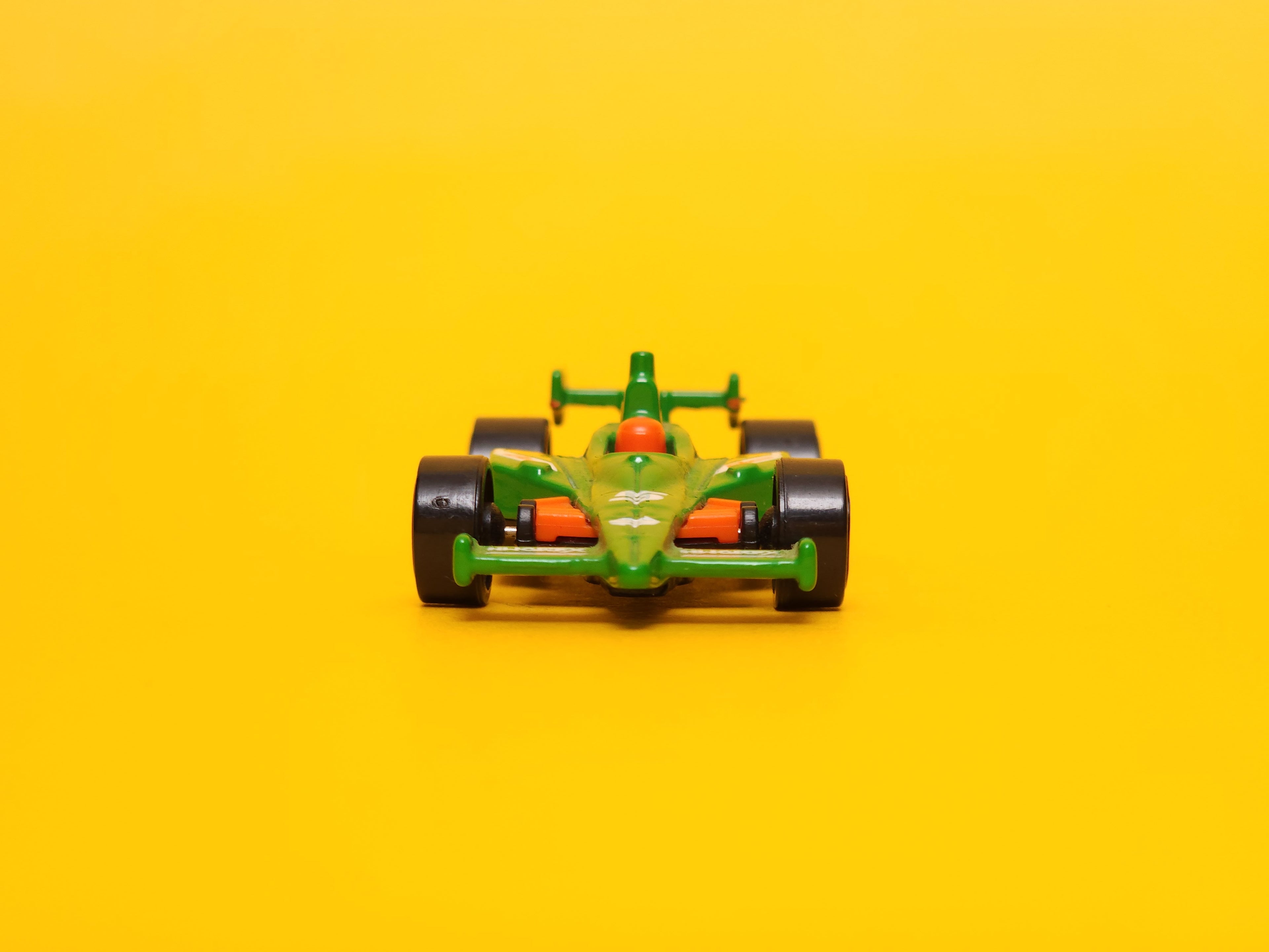Indy 500 Oval: Green – 2019 Mattel Hot Wheels Basic