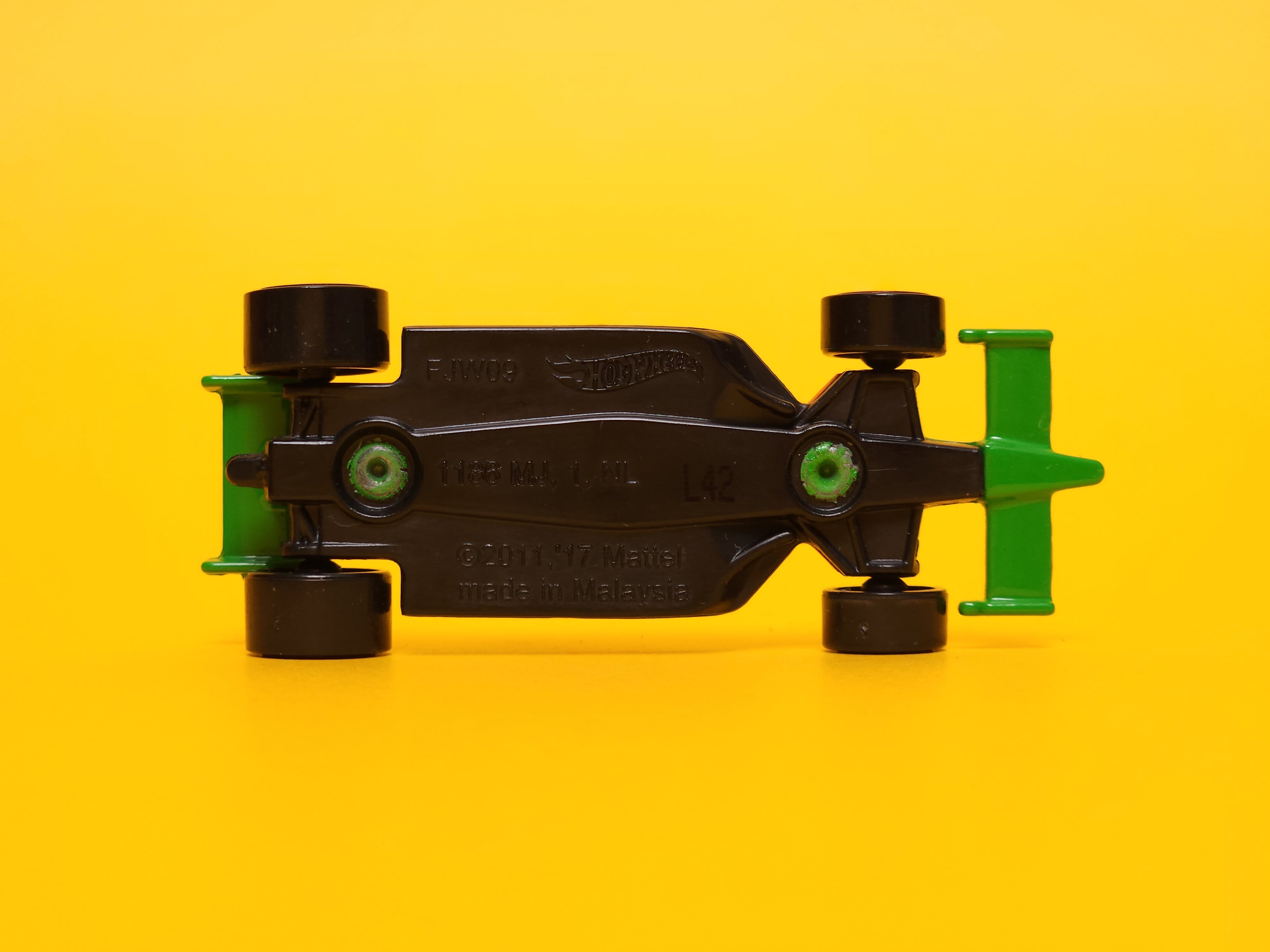 Indy 500 Oval: Green – 2019 Mattel Hot Wheels Basic
