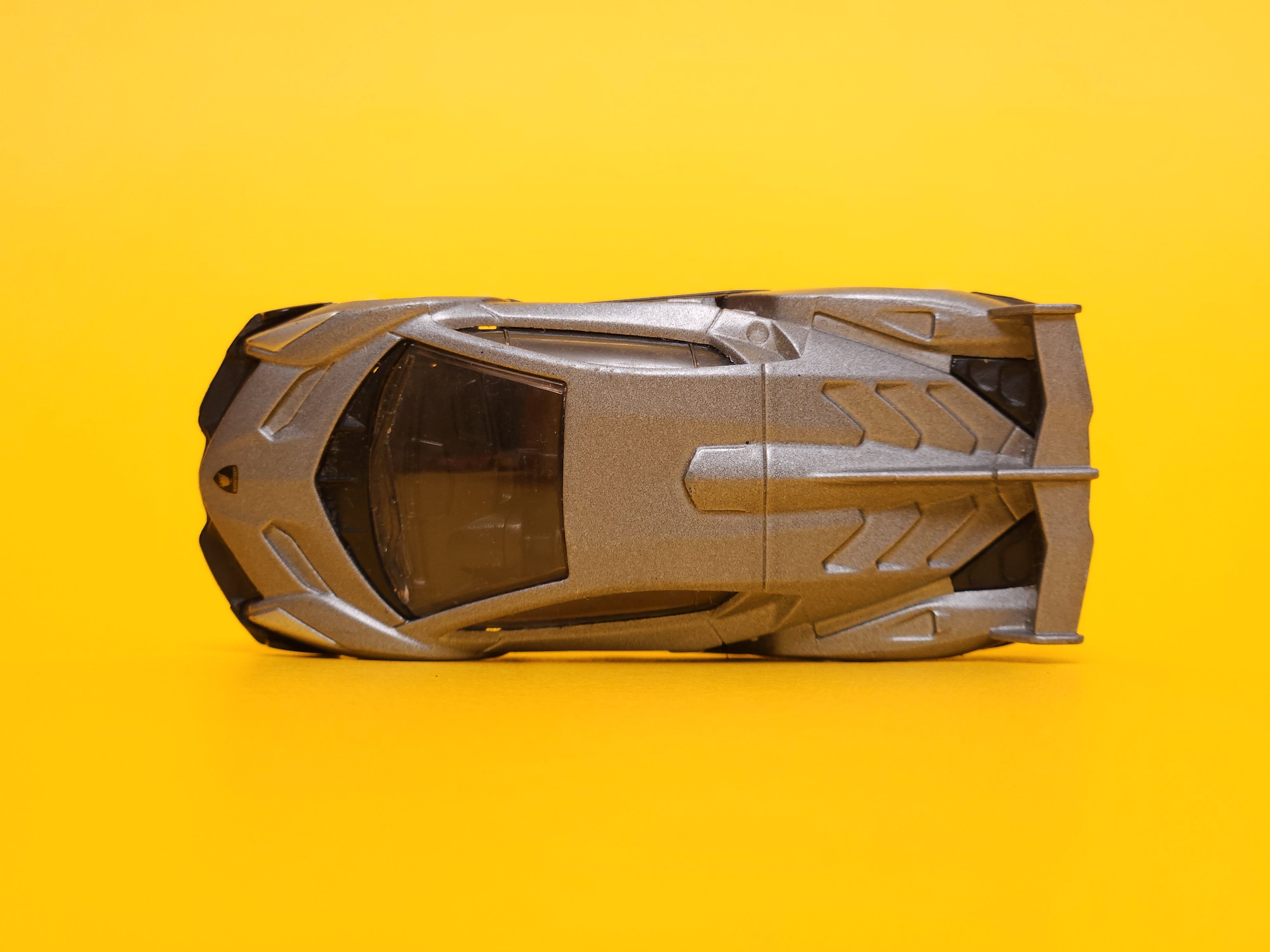 Lamborghini Veneno: Grey – Siku