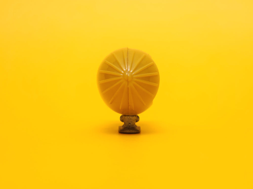 Blimp: Gold – 2008 Mattel Hot Wheels Basic