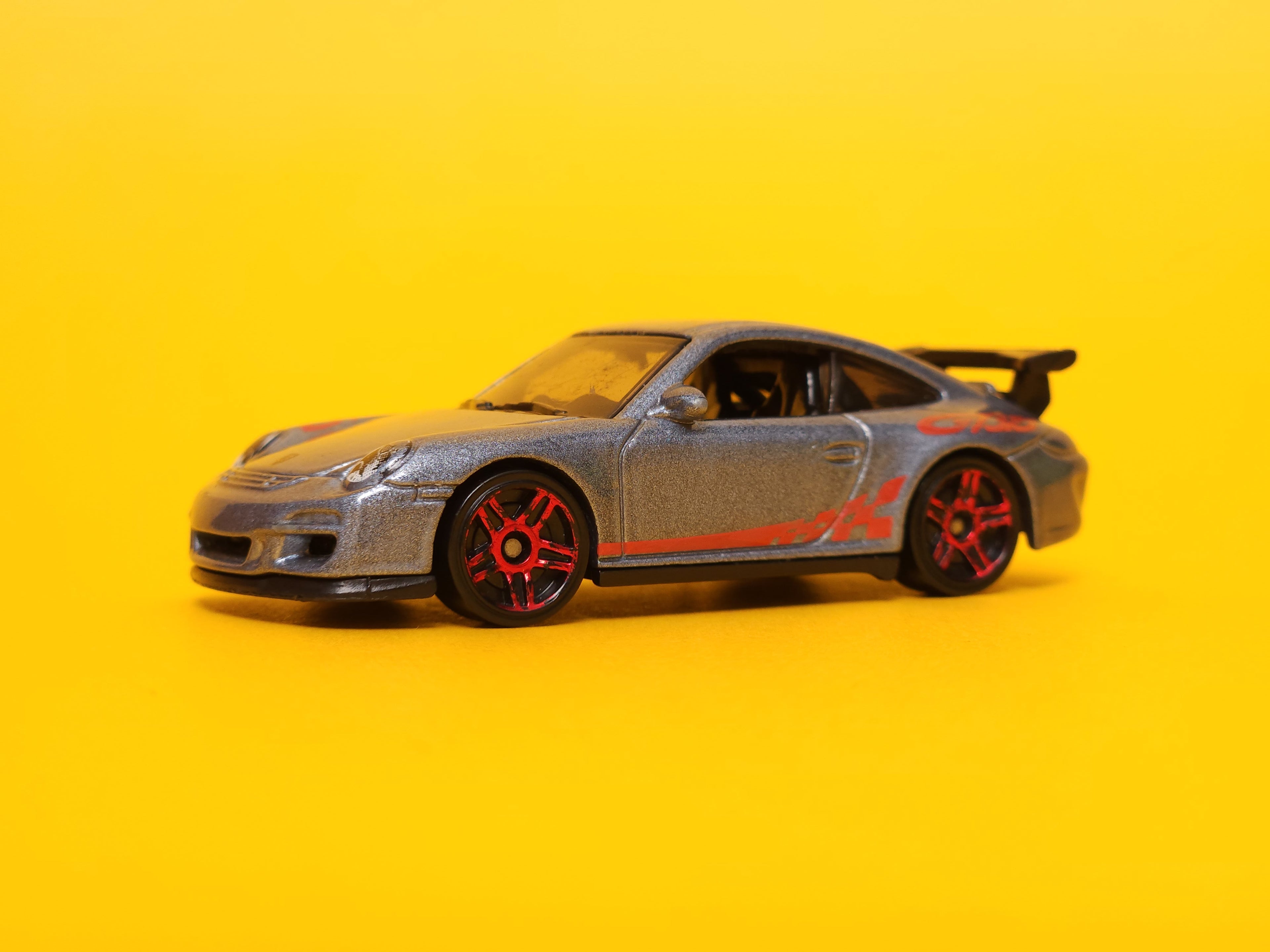 Porsche 911 GT3 RS: Metalflake Steel Blue – 2011 Mattel Hot Wheels Basic 1st Edition
