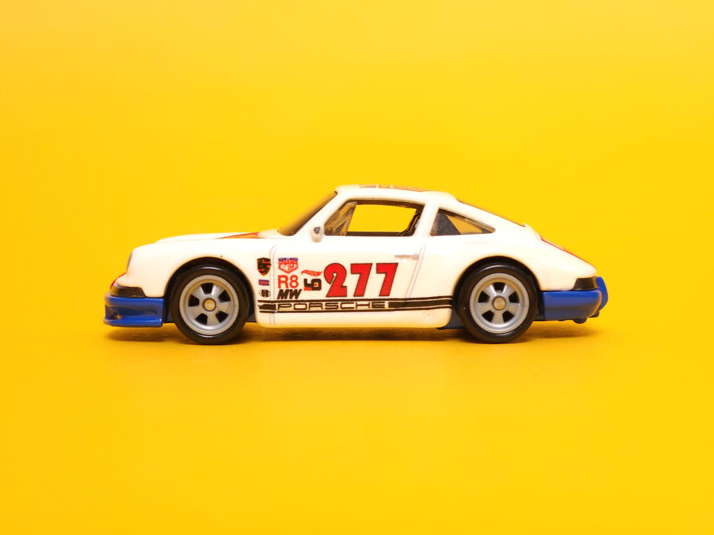 '71 Porsche 911: Urban Outlaw White & Blue – 2020 Mattel Hot Wheels Premium