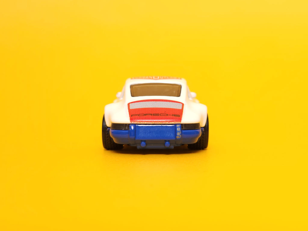 '71 Porsche 911: Urban Outlaw White & Blue – 2020 Mattel Hot Wheels Premium