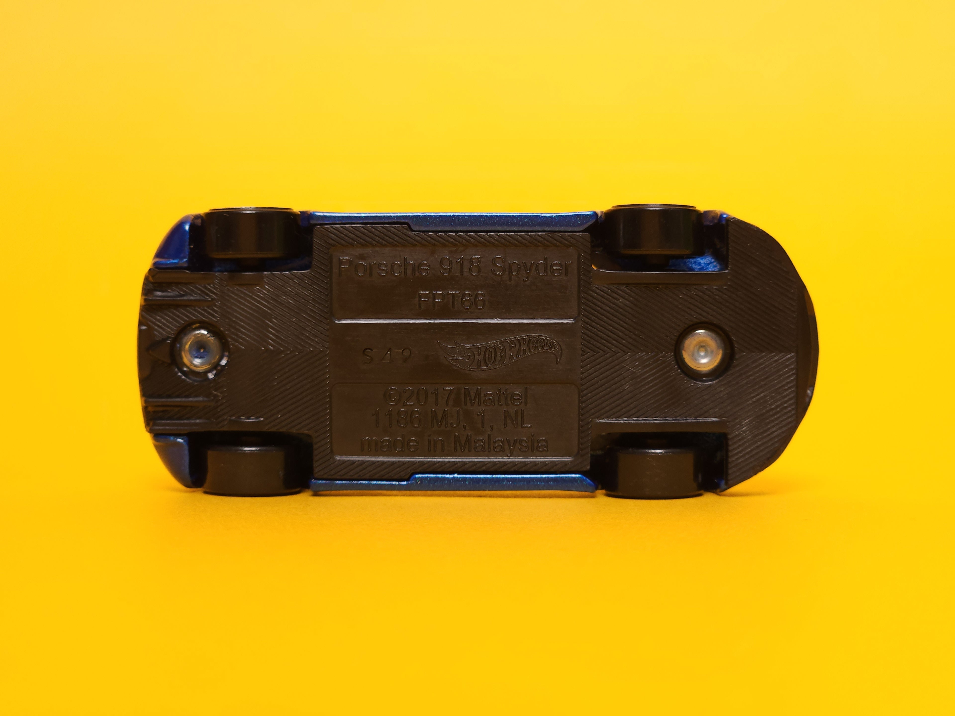 Porsche 918 Spyder: Metalflake Blue – 2024 Mattel Hot Wheels Basic