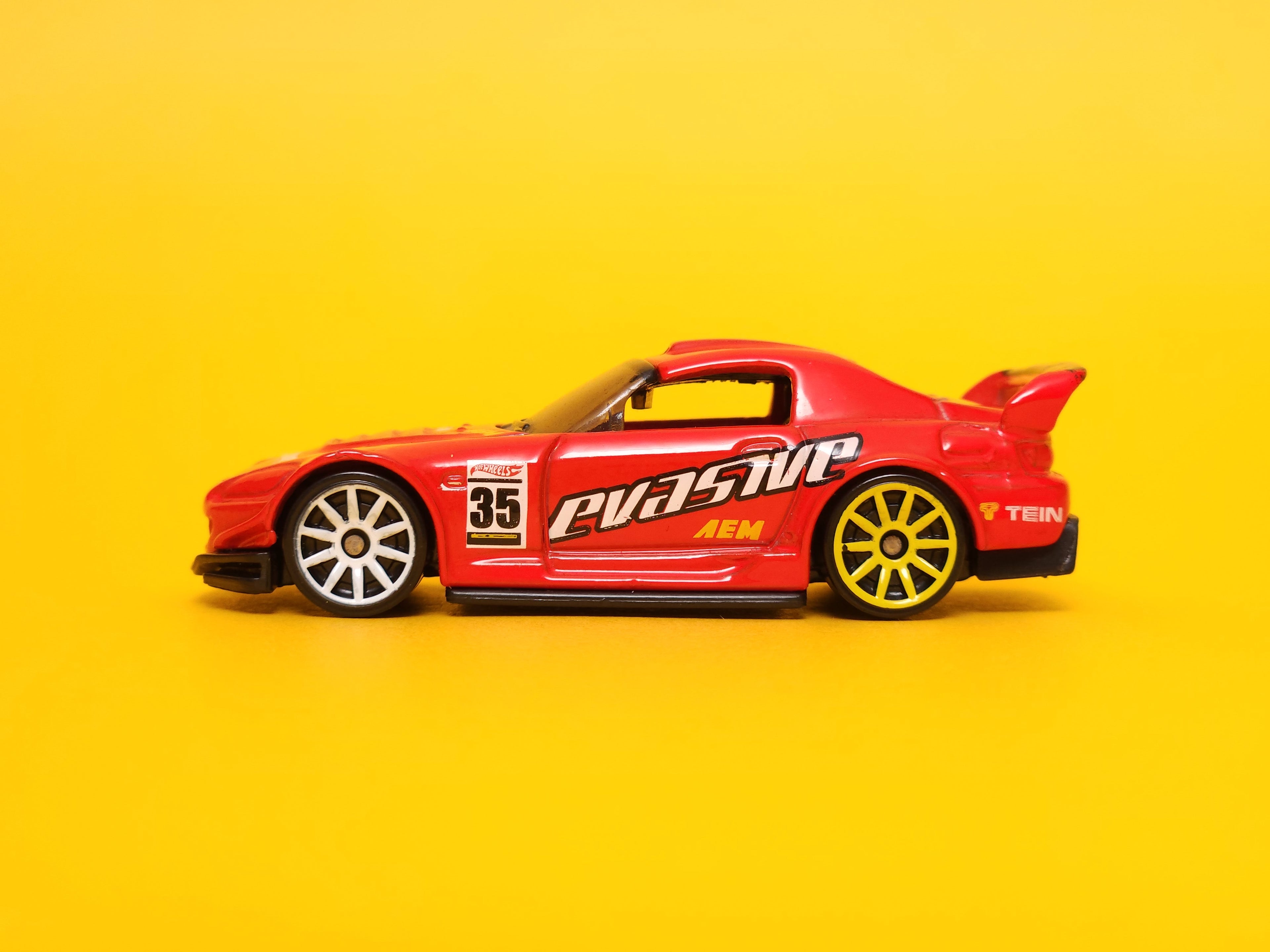 Honda S2000: Red – 2013 Mattel Hot Wheels Basic