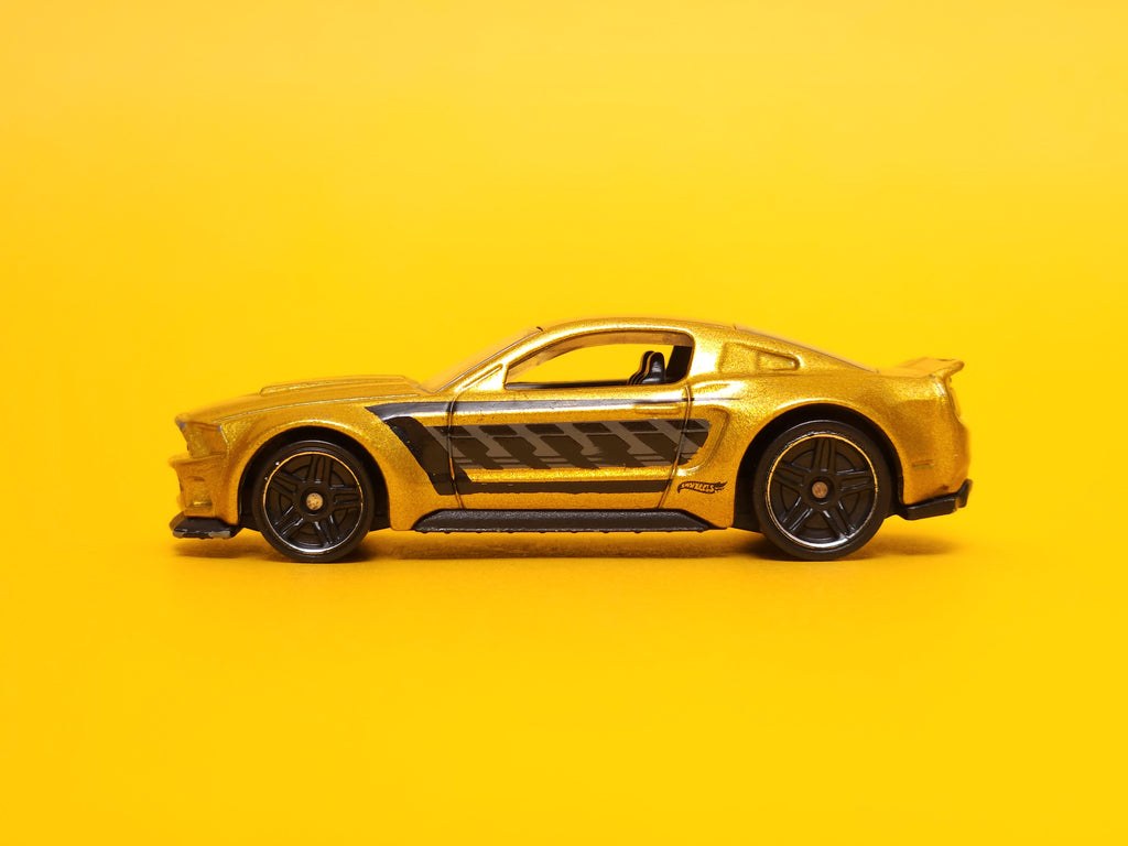 2014 Custom Mustang: Metalflake Gold – 2015 Mattel Hot Wheels Basic