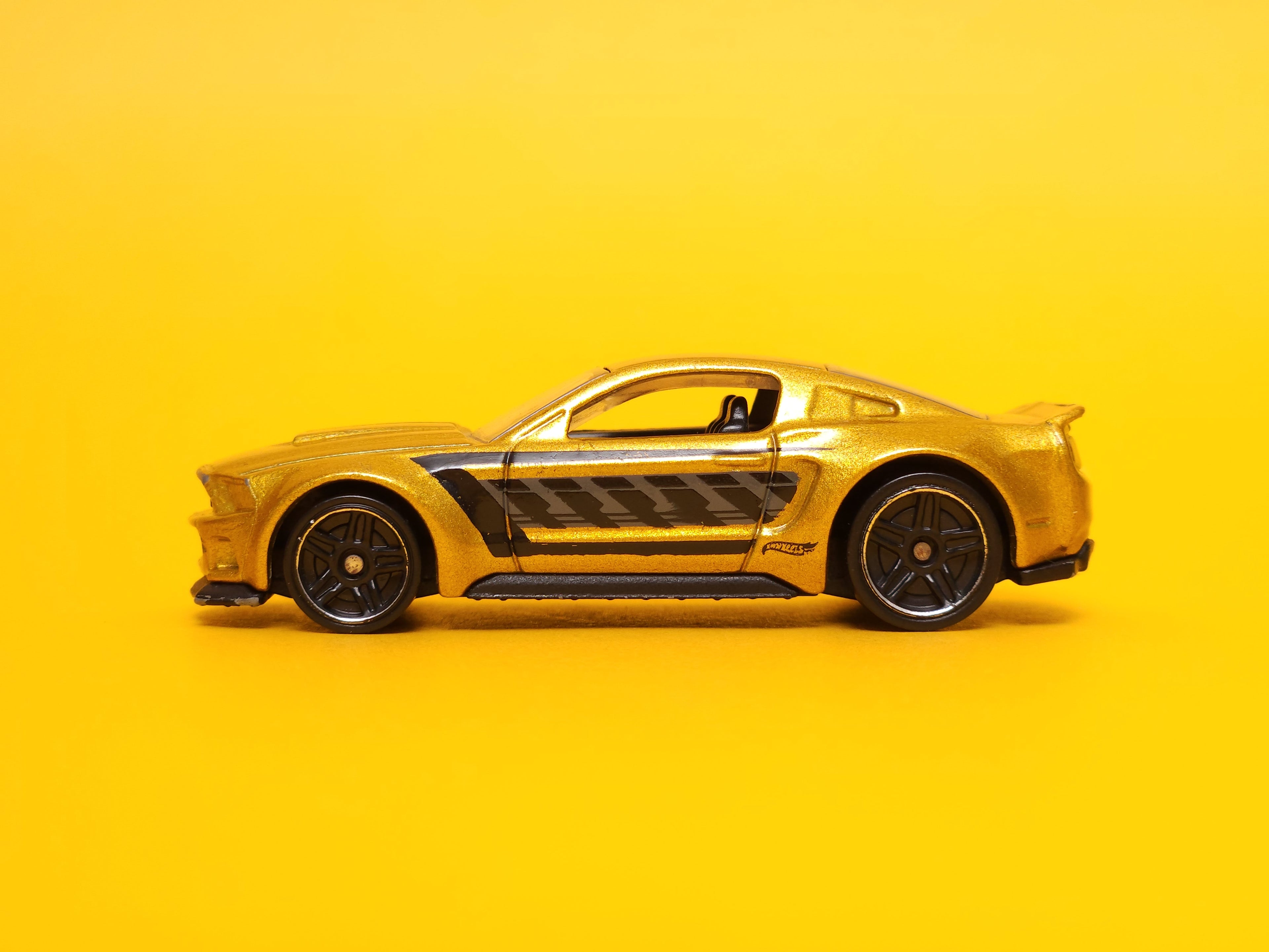 2014 Custom Mustang: Metalflake Gold – 2015 Mattel Hot Wheels Basic