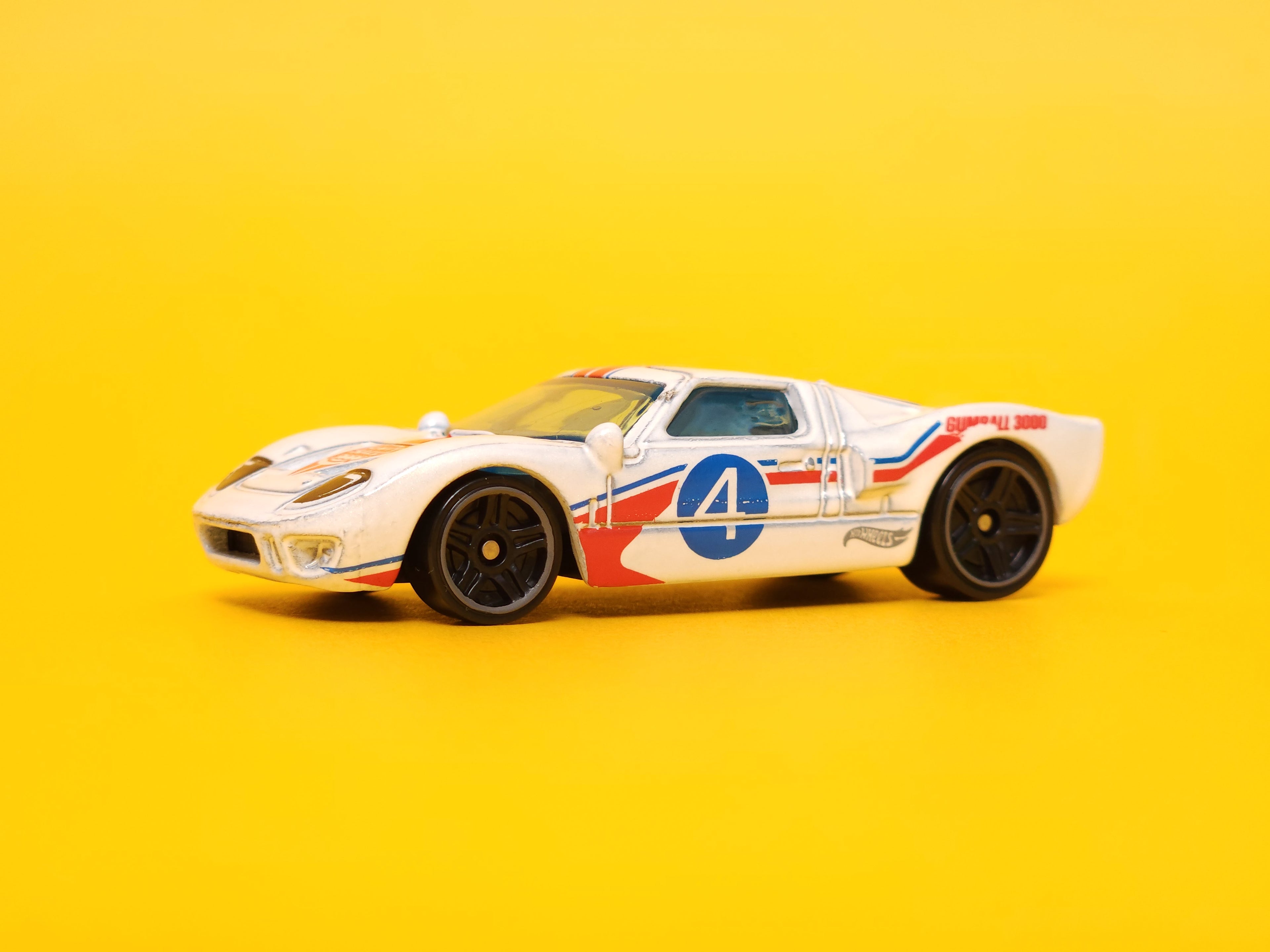 Ford GT-40: Gumball 3000 Pearl White – 2021 Mattel Hot Wheels Basic