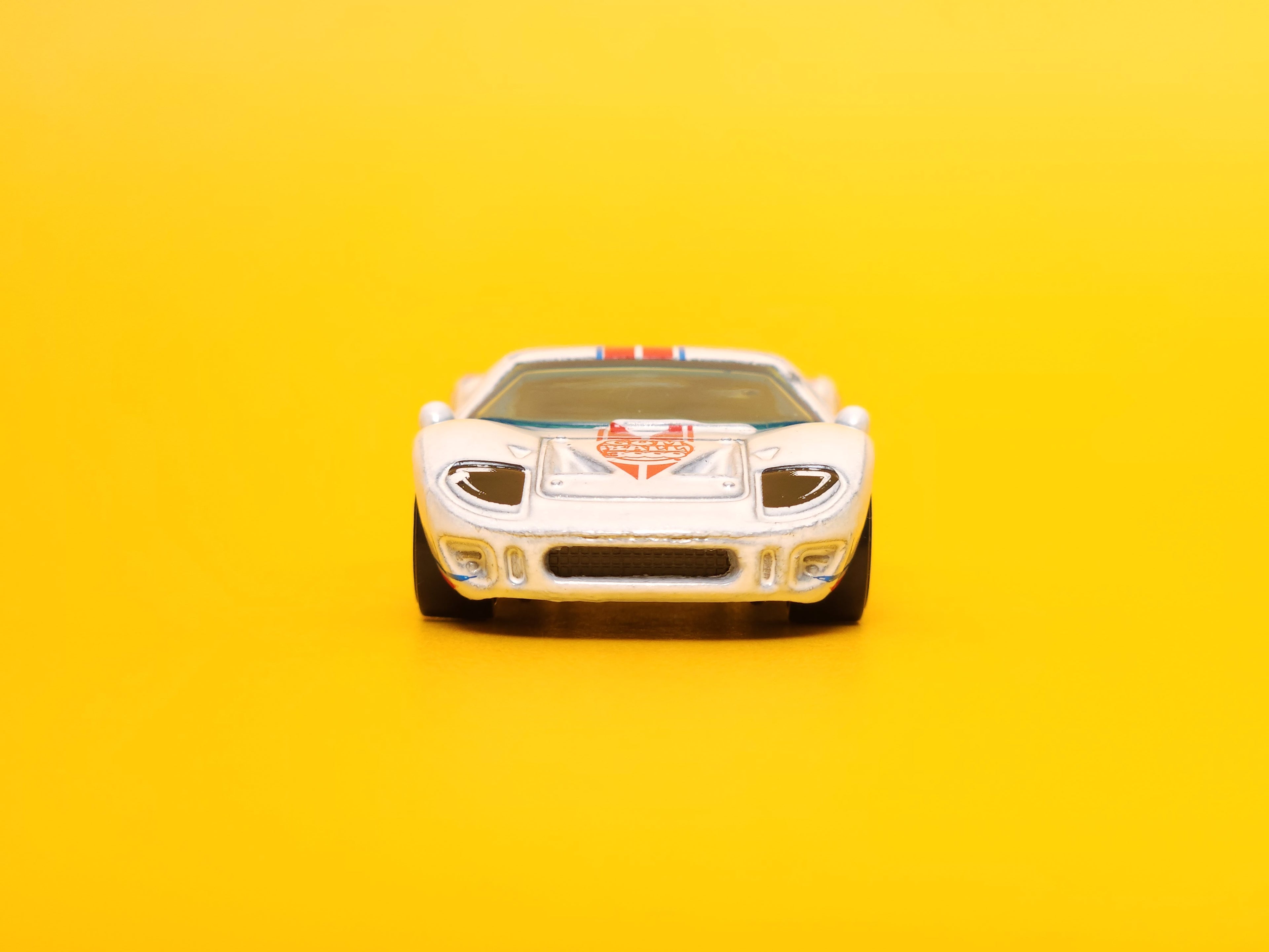 Ford GT-40: Gumball 3000 Pearl White – 2021 Mattel Hot Wheels Basic