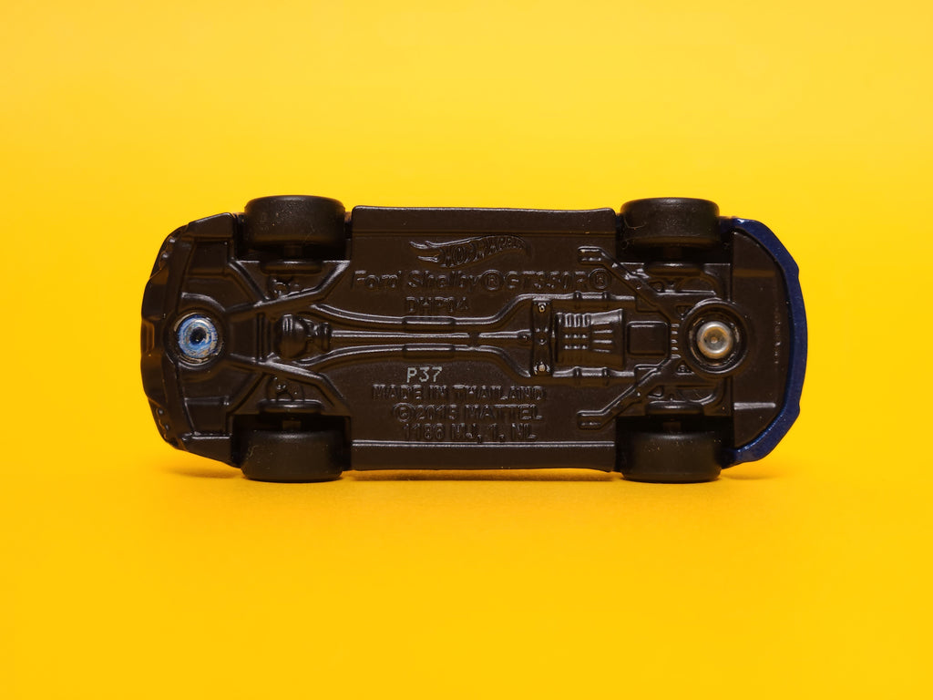 Ford Shelby GT350R: Metalflake Deep Impact Blue – 2021 Mattel Hot Wheels Premium