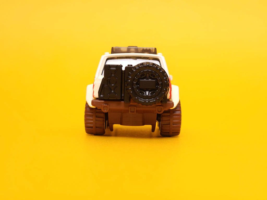 '95 Jeep Cherokee: Off-white – 2023 Mattel Hot Wheels Basic Treasure Hunt