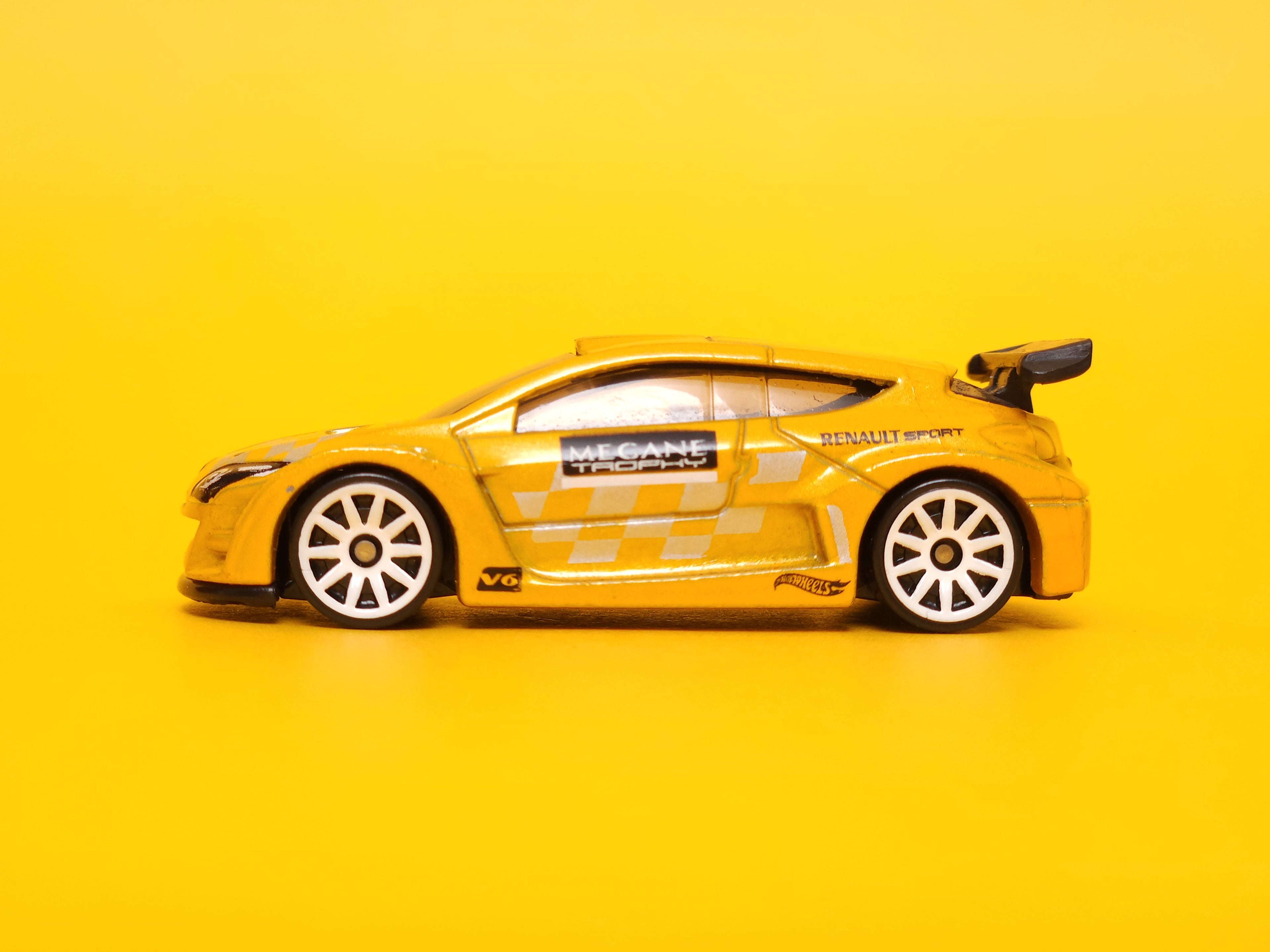 Mégane Trophy: Yellow – 2024 Mattel Hot Wheels Basic