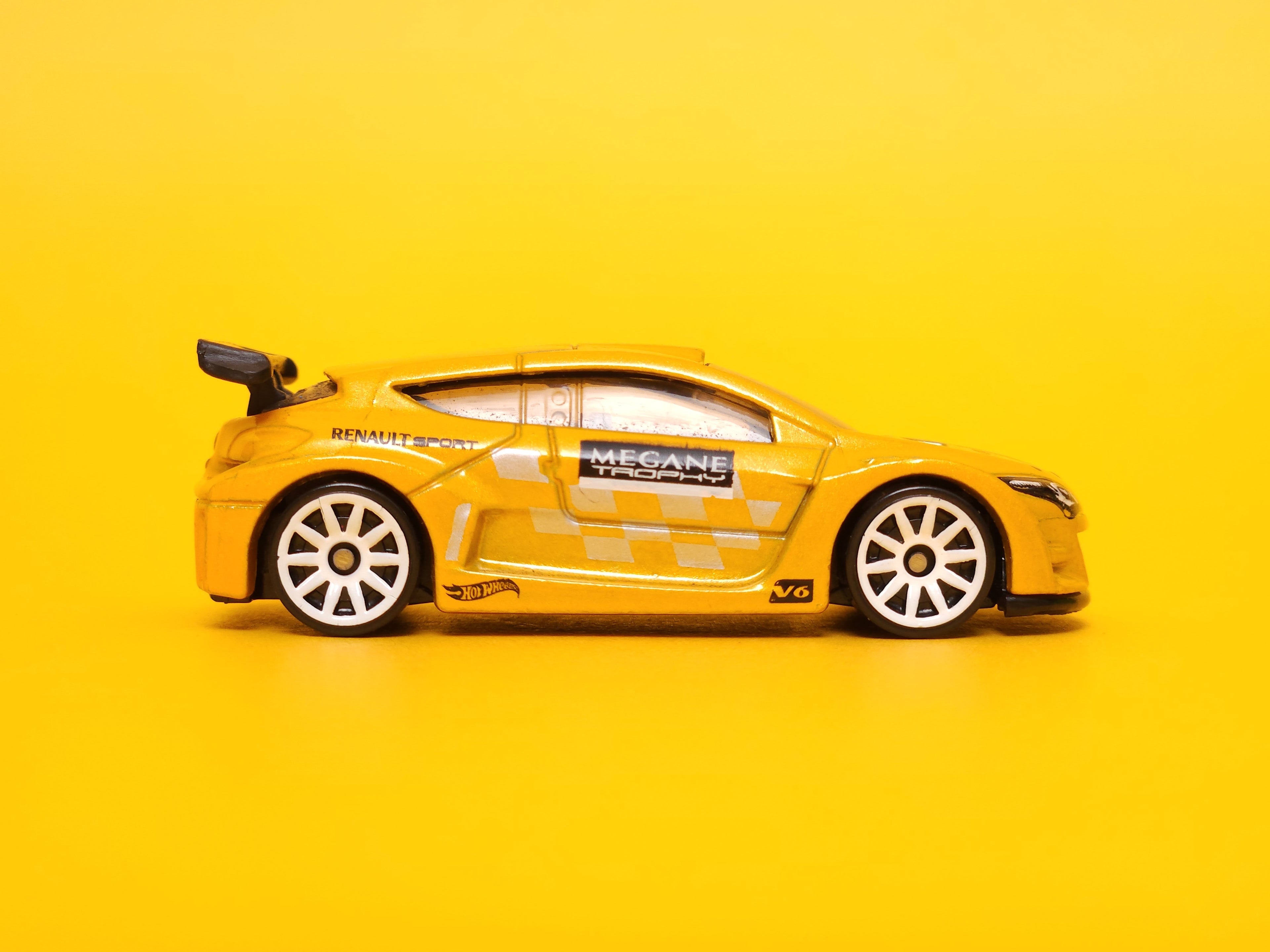 Mégane Trophy: Yellow – 2024 Mattel Hot Wheels Basic