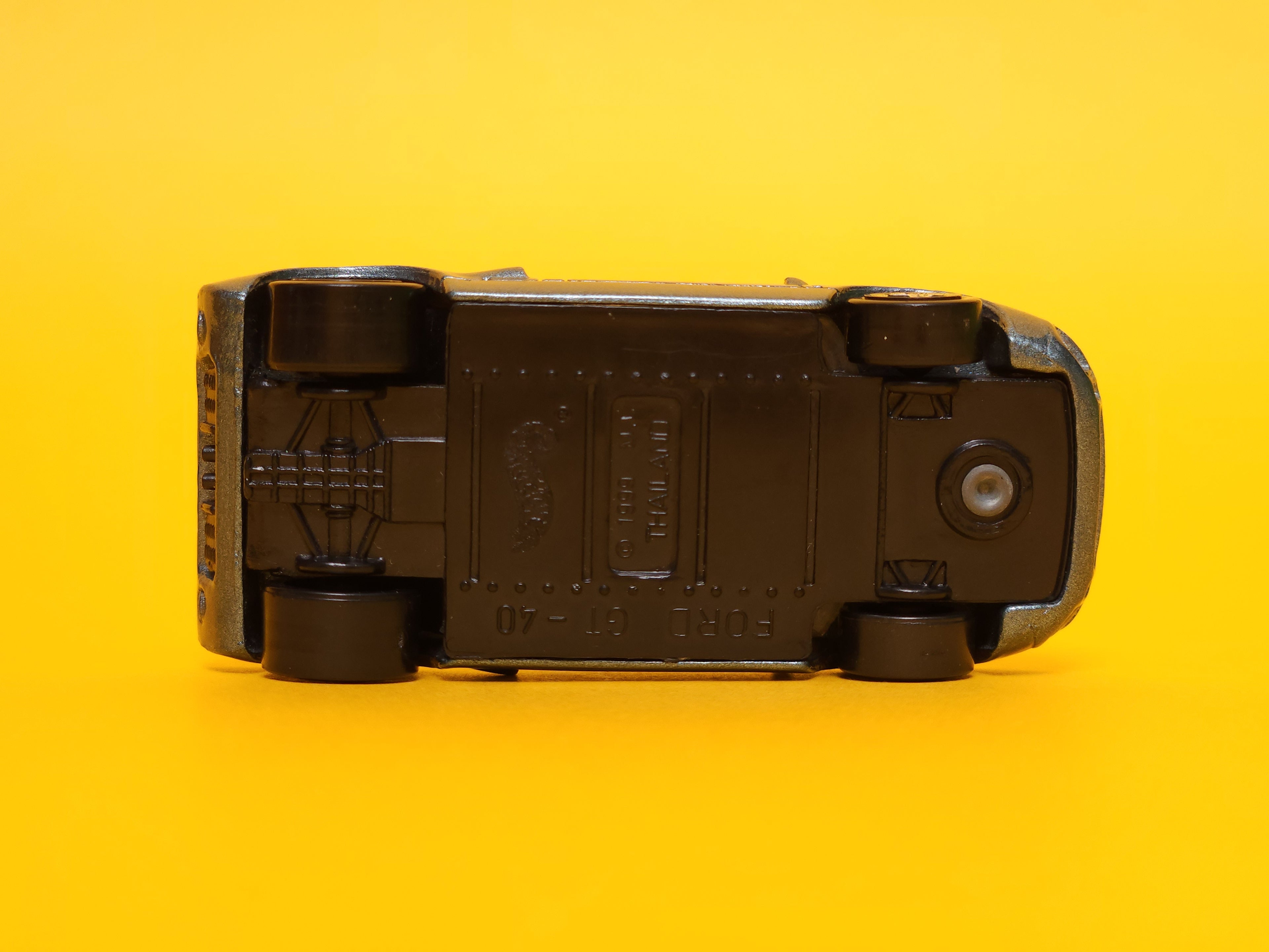 Ford GT-40: Metalflake Dark Gray – 2007 Mattel Hot Wheels Basic