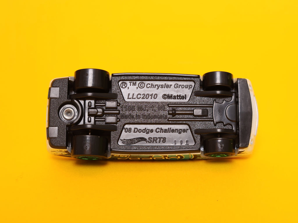 '08 Dodge Challenger SRT8: Mopar White – 2024 Mattel Hot Wheels Basic