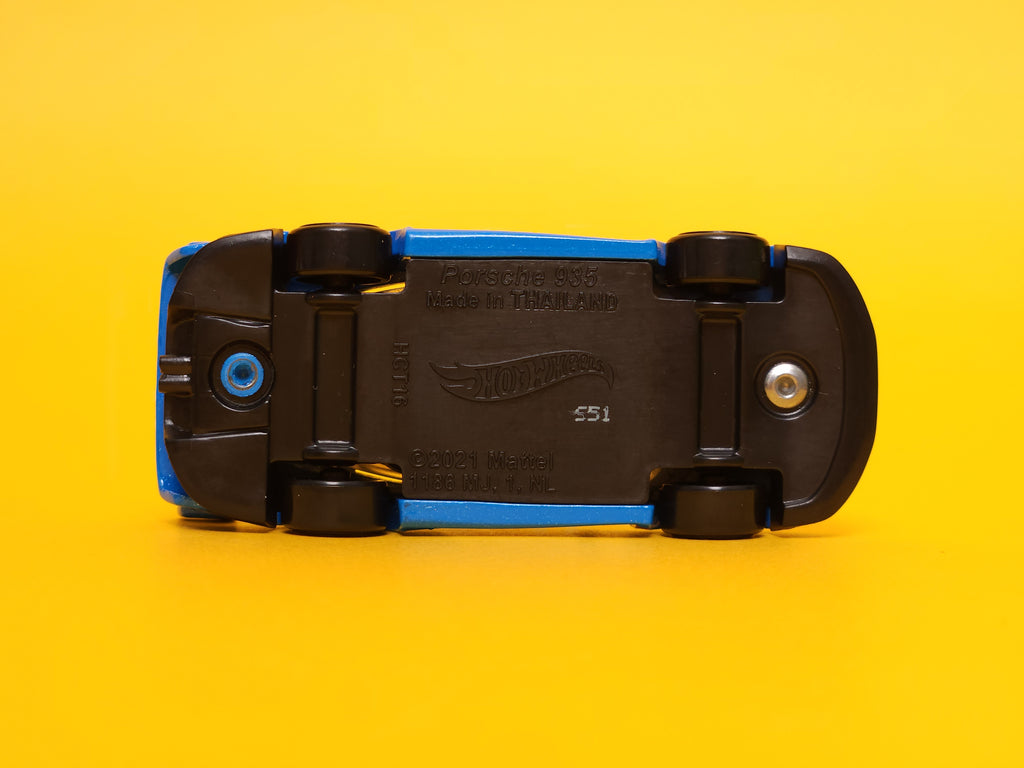 Porsche 935: Metalflake Blue – 2024 Mattel Hot Wheels Silver