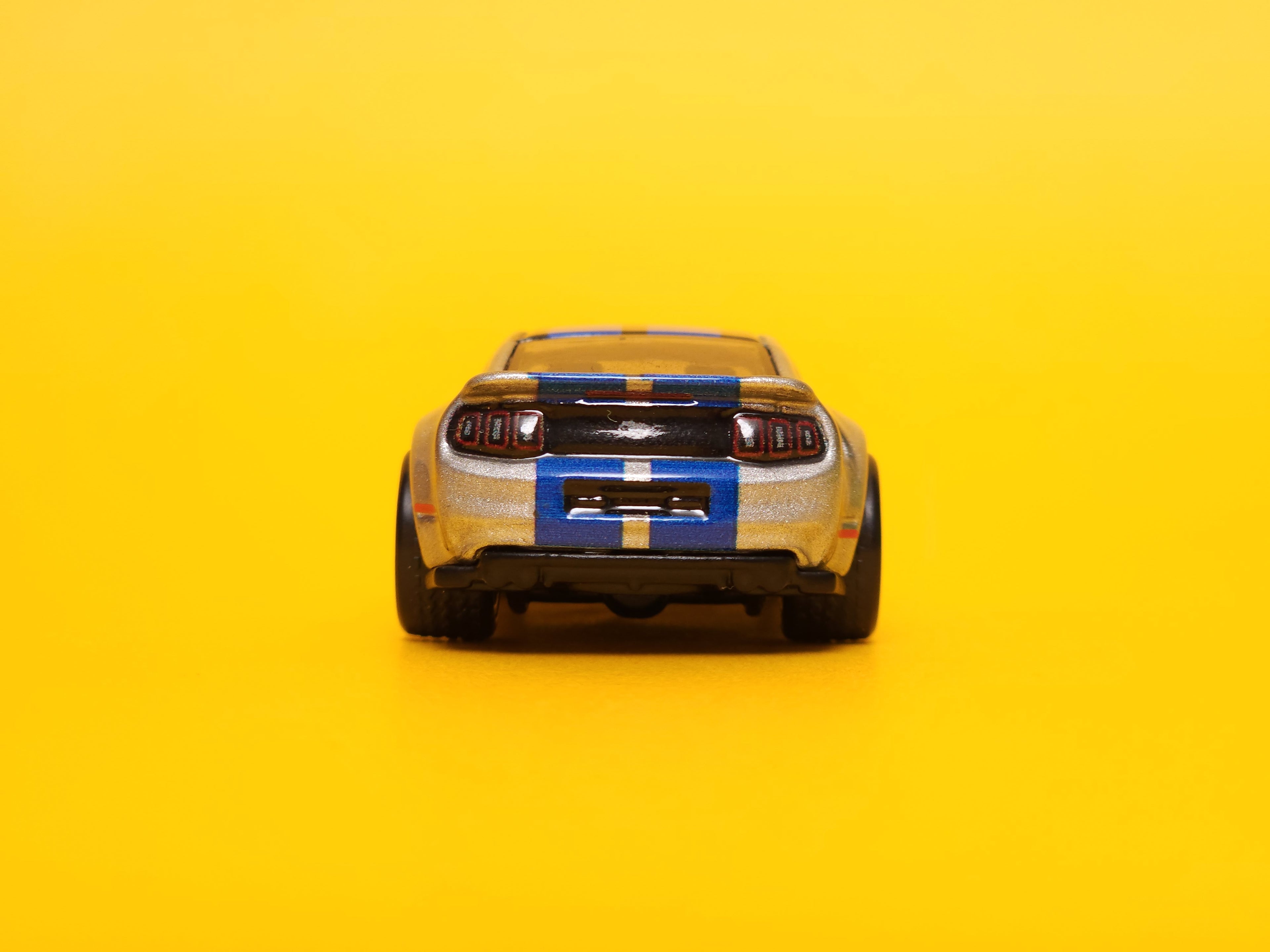 2014 Custom Mustang: Need For Speed Metalflake Ingot Silver – 2014 Mattel Hot Wheels Premium 1st Edition