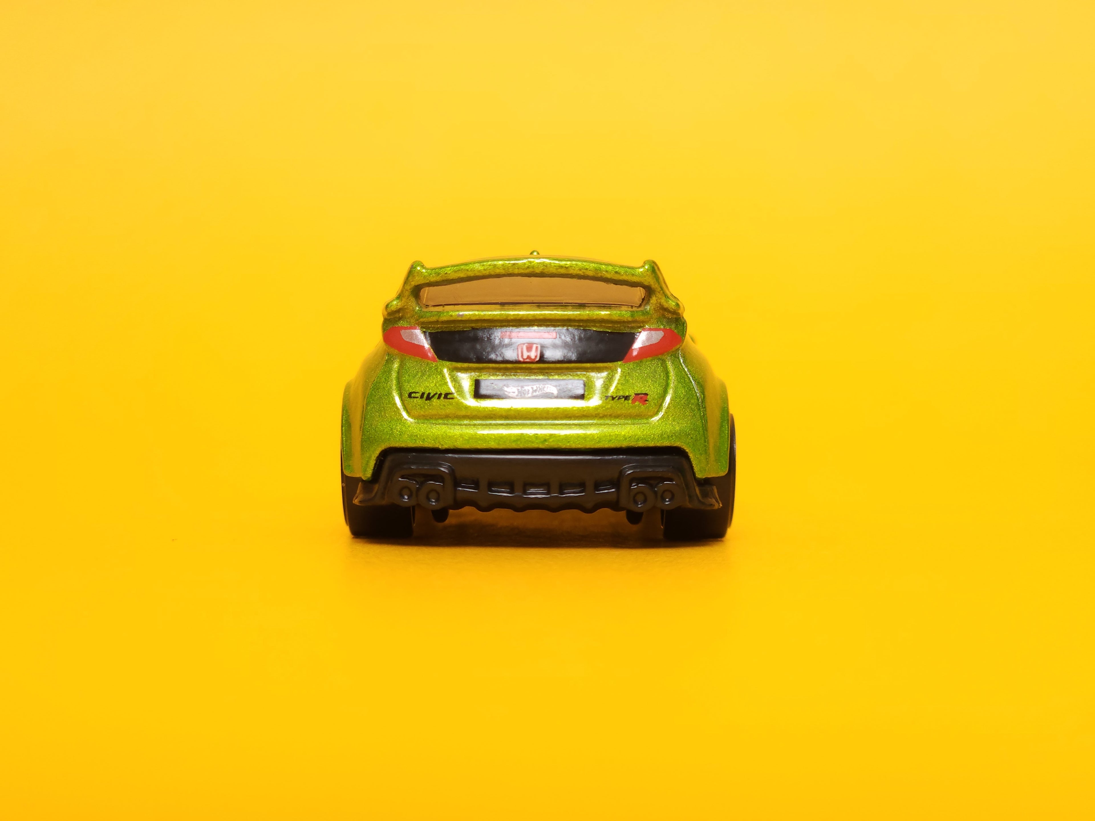 2016 Honda Civic Type R: Metalflake Energy Green – 2024 Mattel Hot Wheels Basic