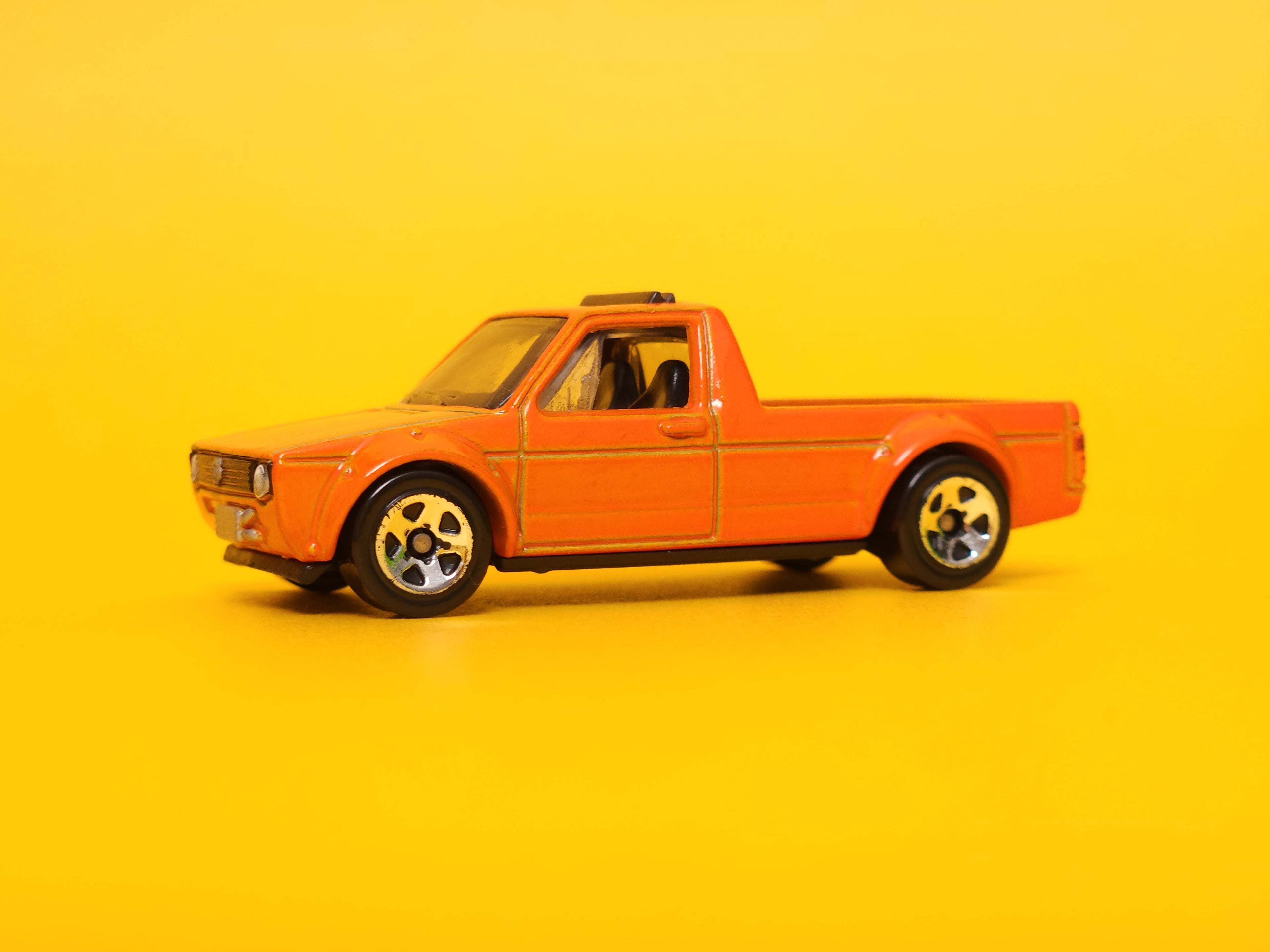 Volkswagen Caddy: Orange – 2015 Mattel Hot Wheels Basic 1st Edition