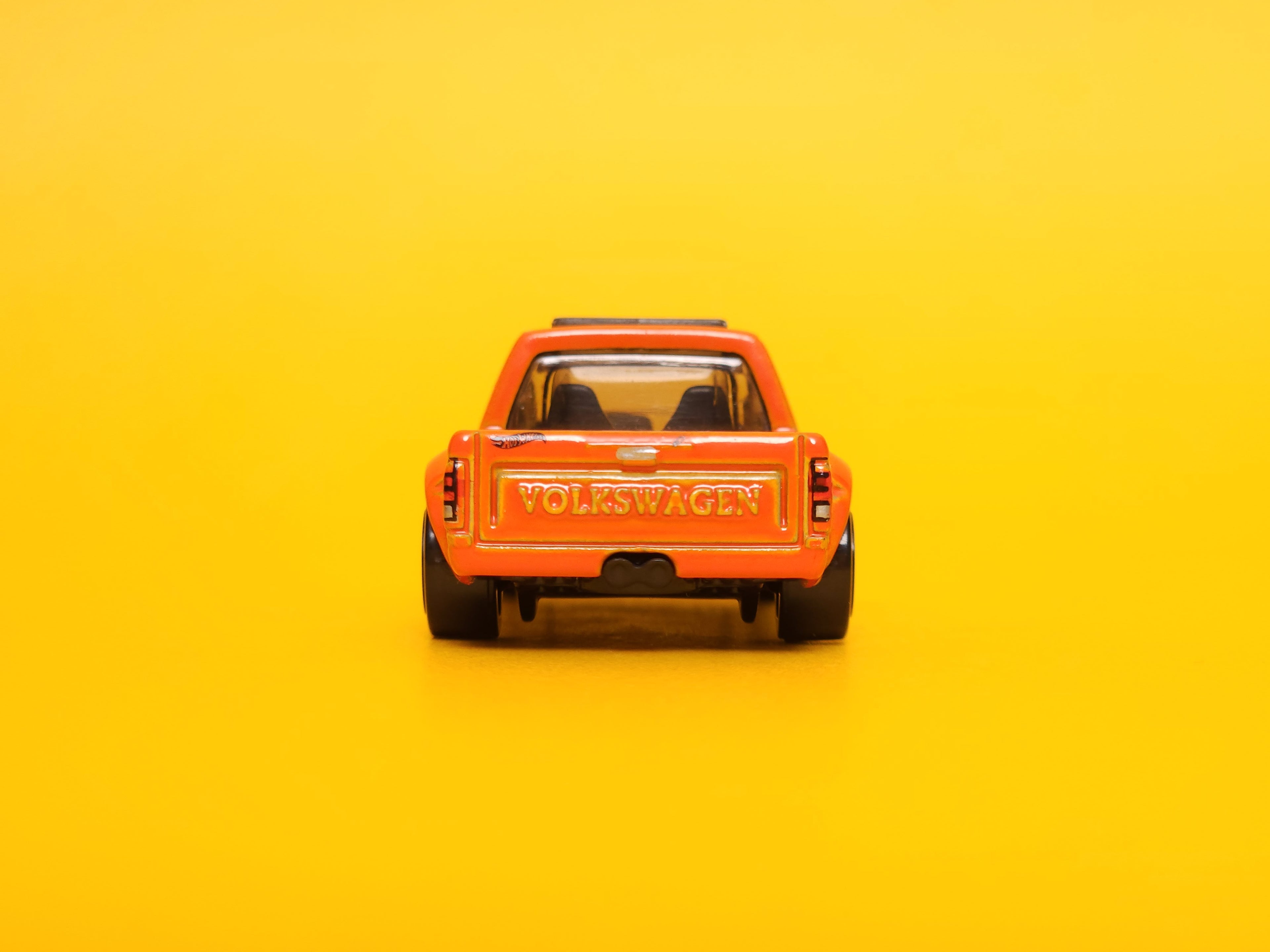 Volkswagen Caddy: Orange – 2015 Mattel Hot Wheels Basic 1st Edition