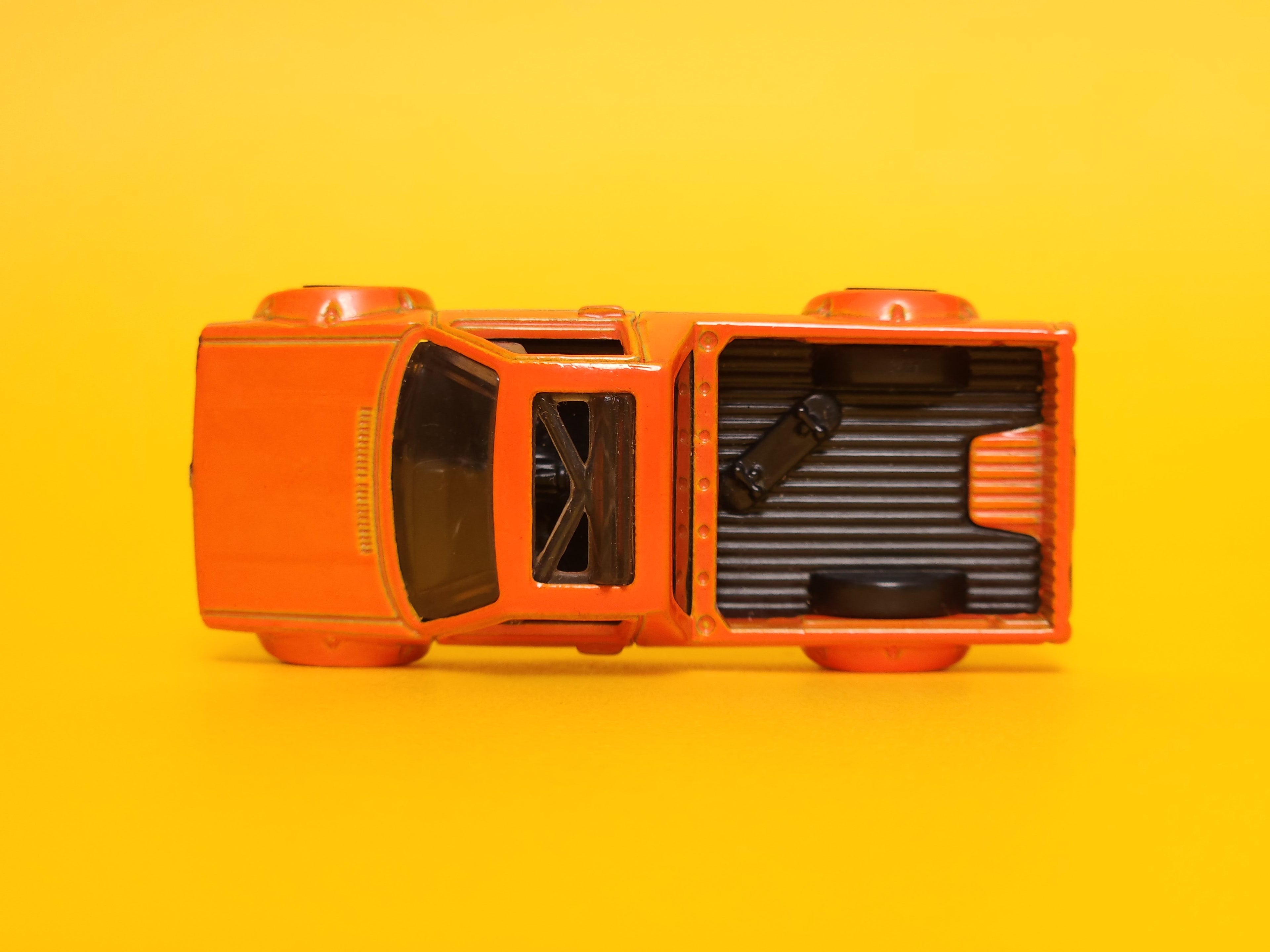Volkswagen Caddy: Orange – 2015 Mattel Hot Wheels Basic 1st Edition