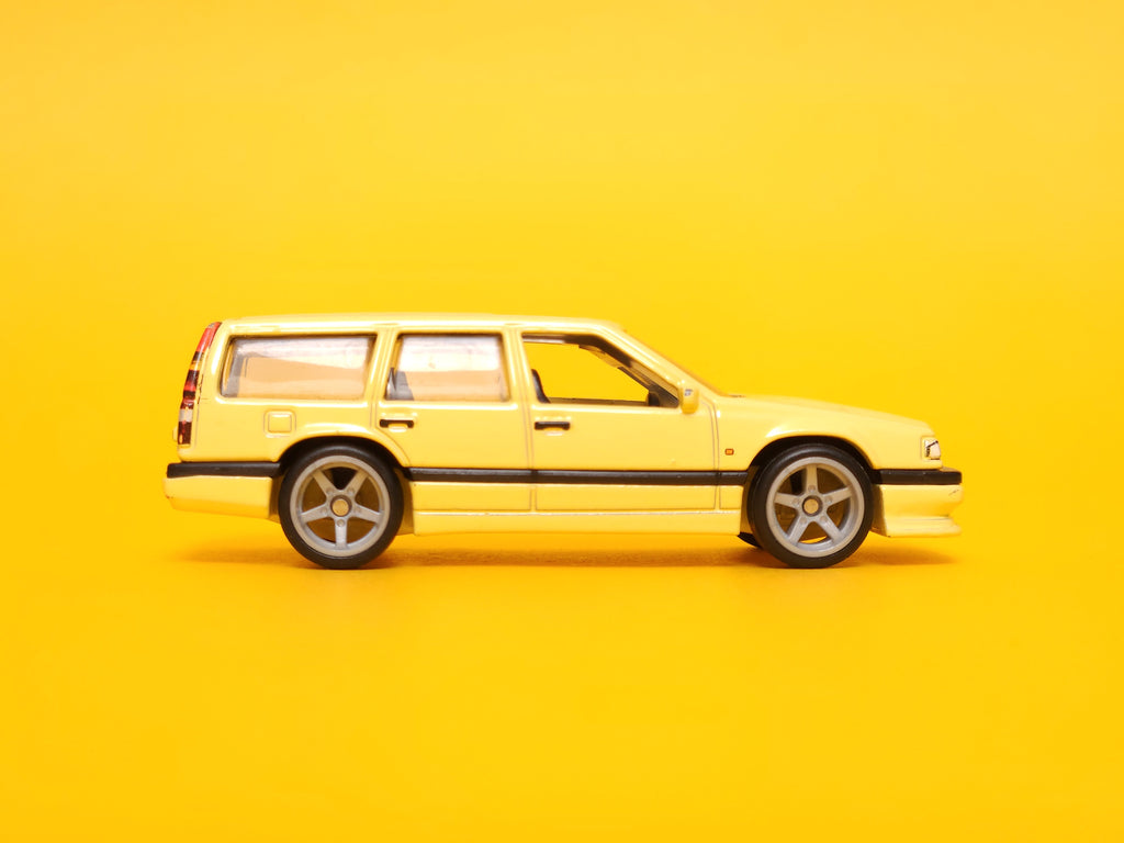 Volvo 850 Estate: Cream Yellow – 2021 Mattel Hot Wheels Premium