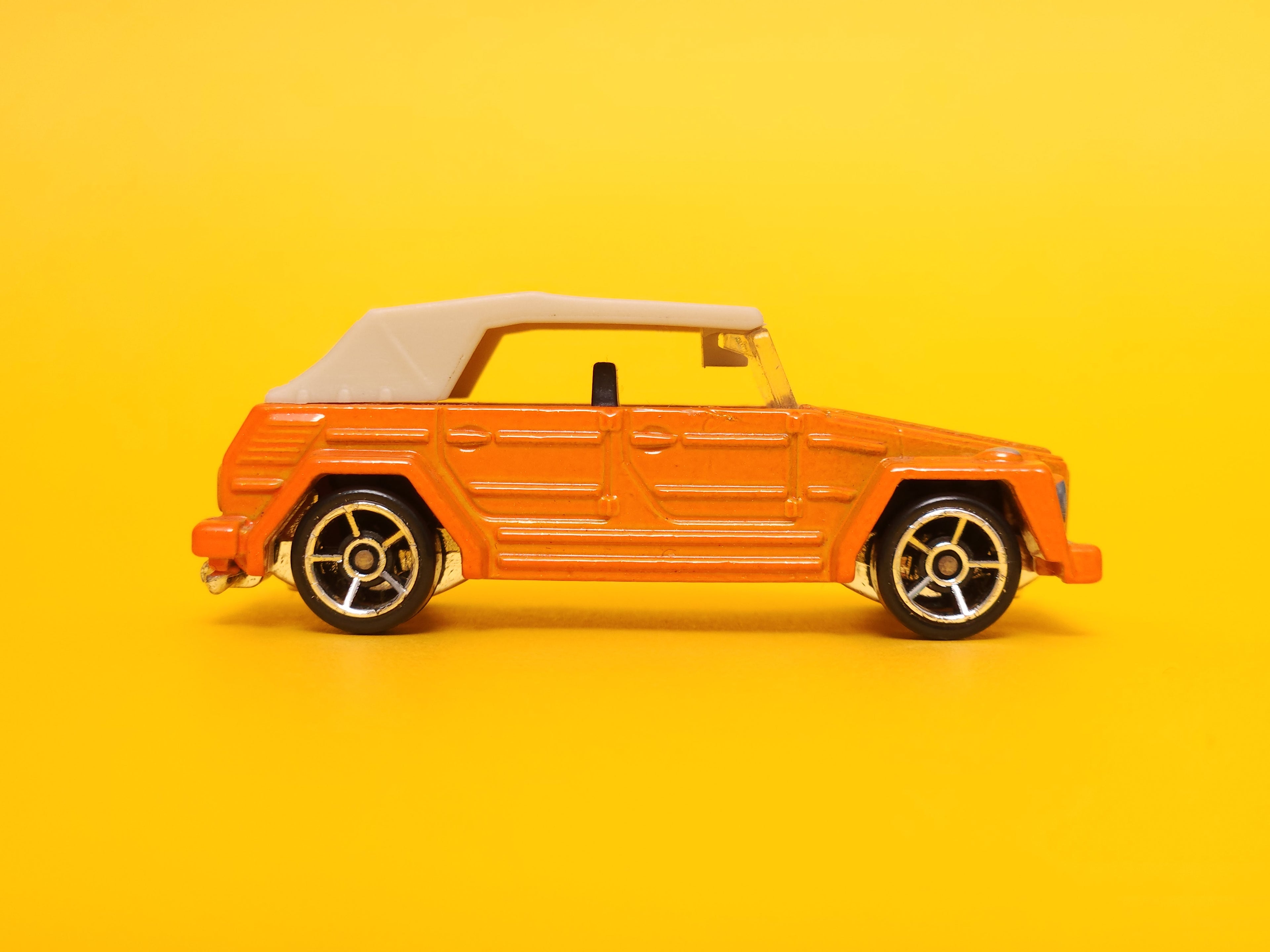 Volkswagen Type 181: Orange – 2009 Mattel Hot Wheels Basic 1st Edition
