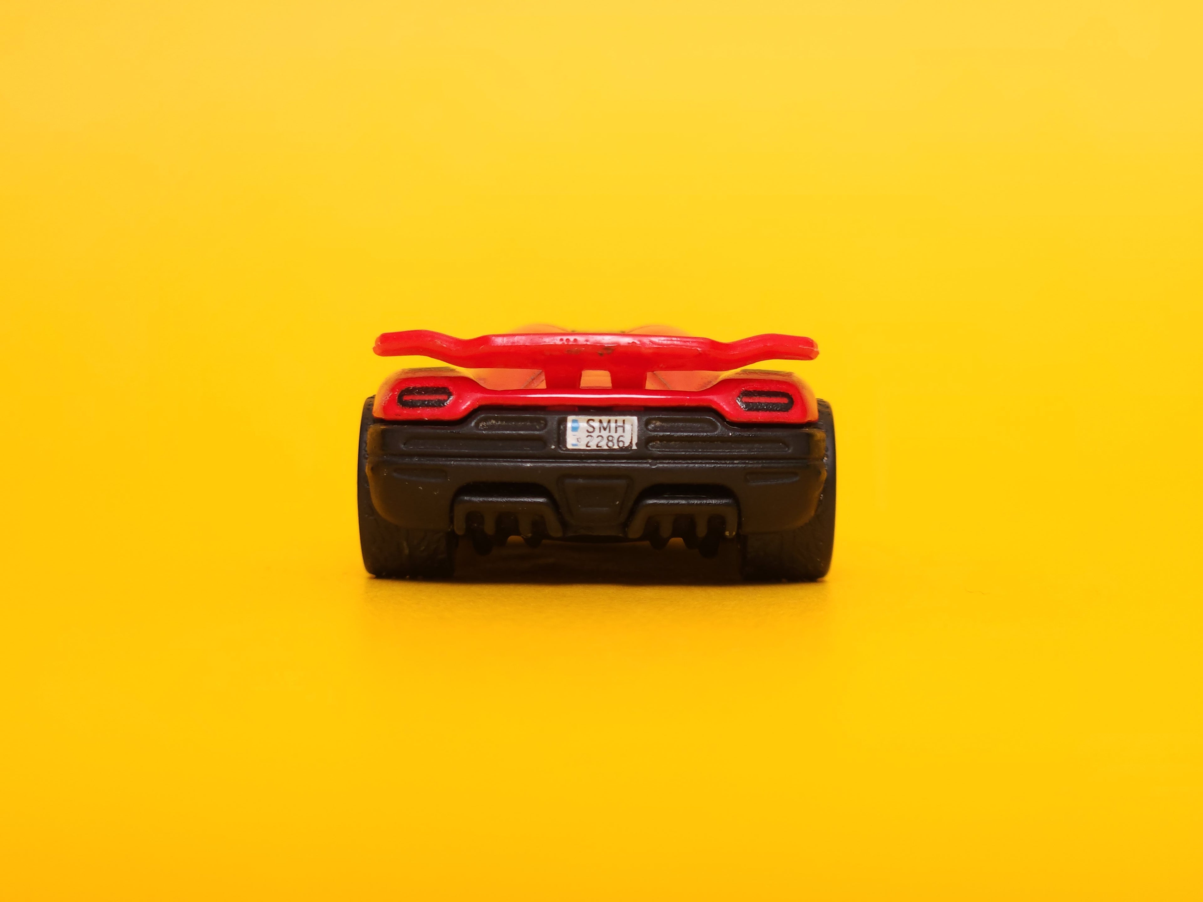 Koenigsegg CCX: Need For Speed Red – 2014 Mattel Hot Wheels Premium 1st Edition