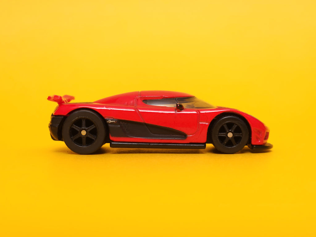 Koenigsegg CCX: Need For Speed Red – 2014 Mattel Hot Wheels Premium 1st Edition