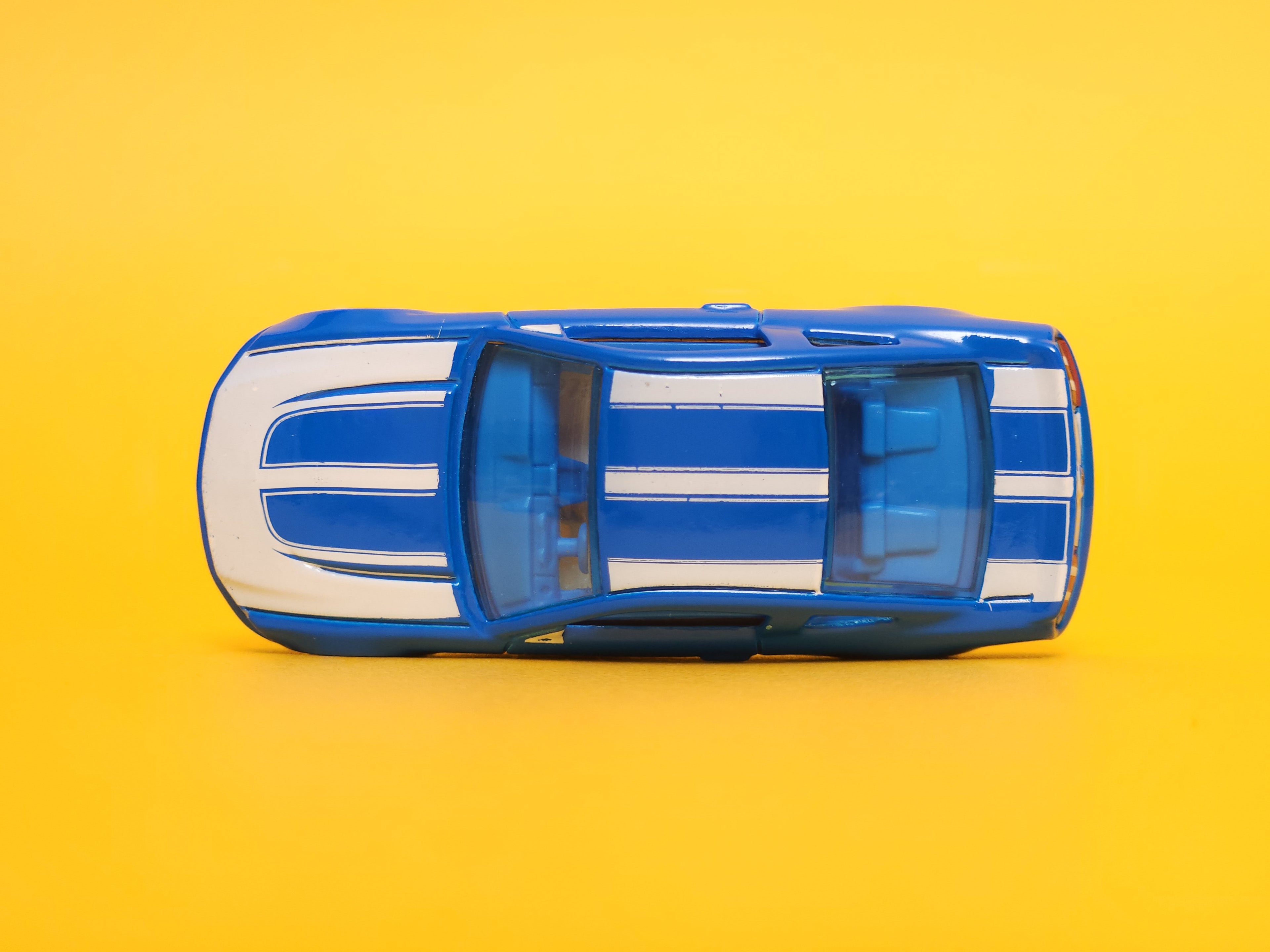 2010 Ford Mustang GT: Blue – 2010 Mattel Hot Wheels Basic