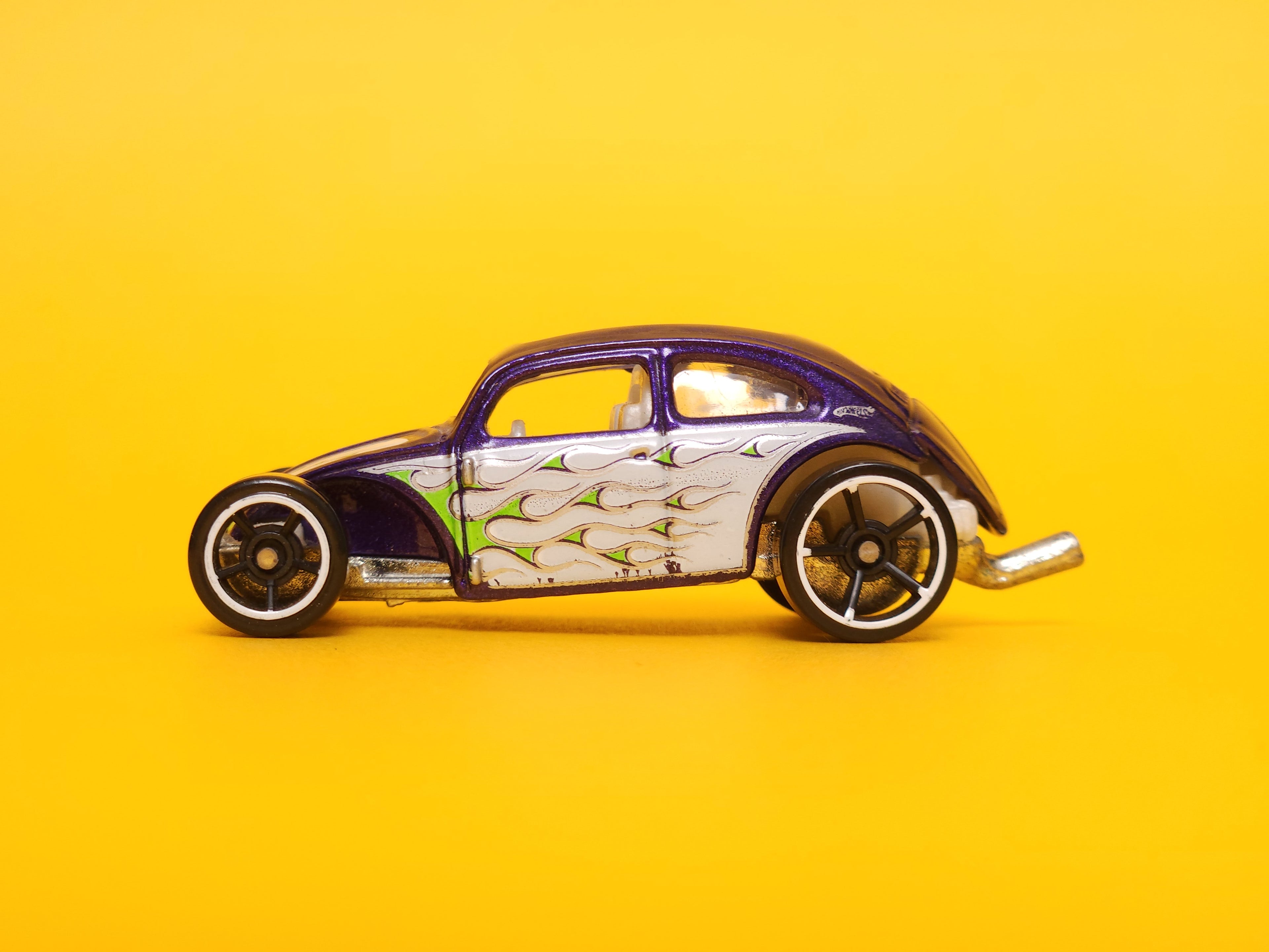 Custom Volkswagen Beetle: Metalflake Purple – 2009 Mattel Hot Wheels Basic